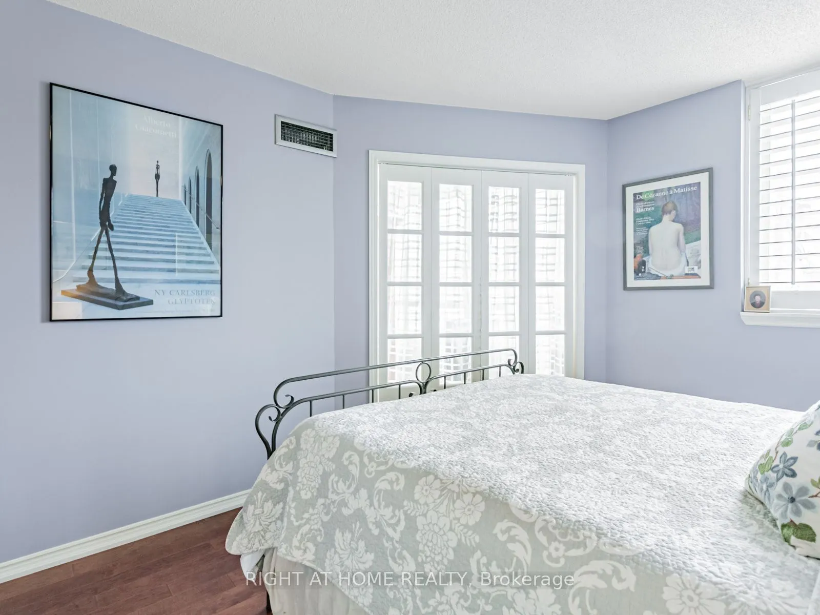 225 Davenport Road, #319