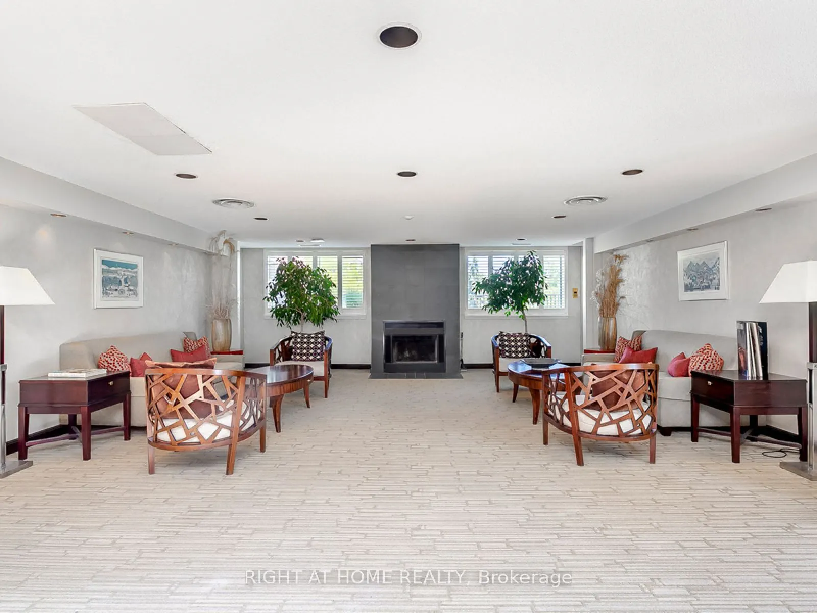 225 Davenport Road, #319