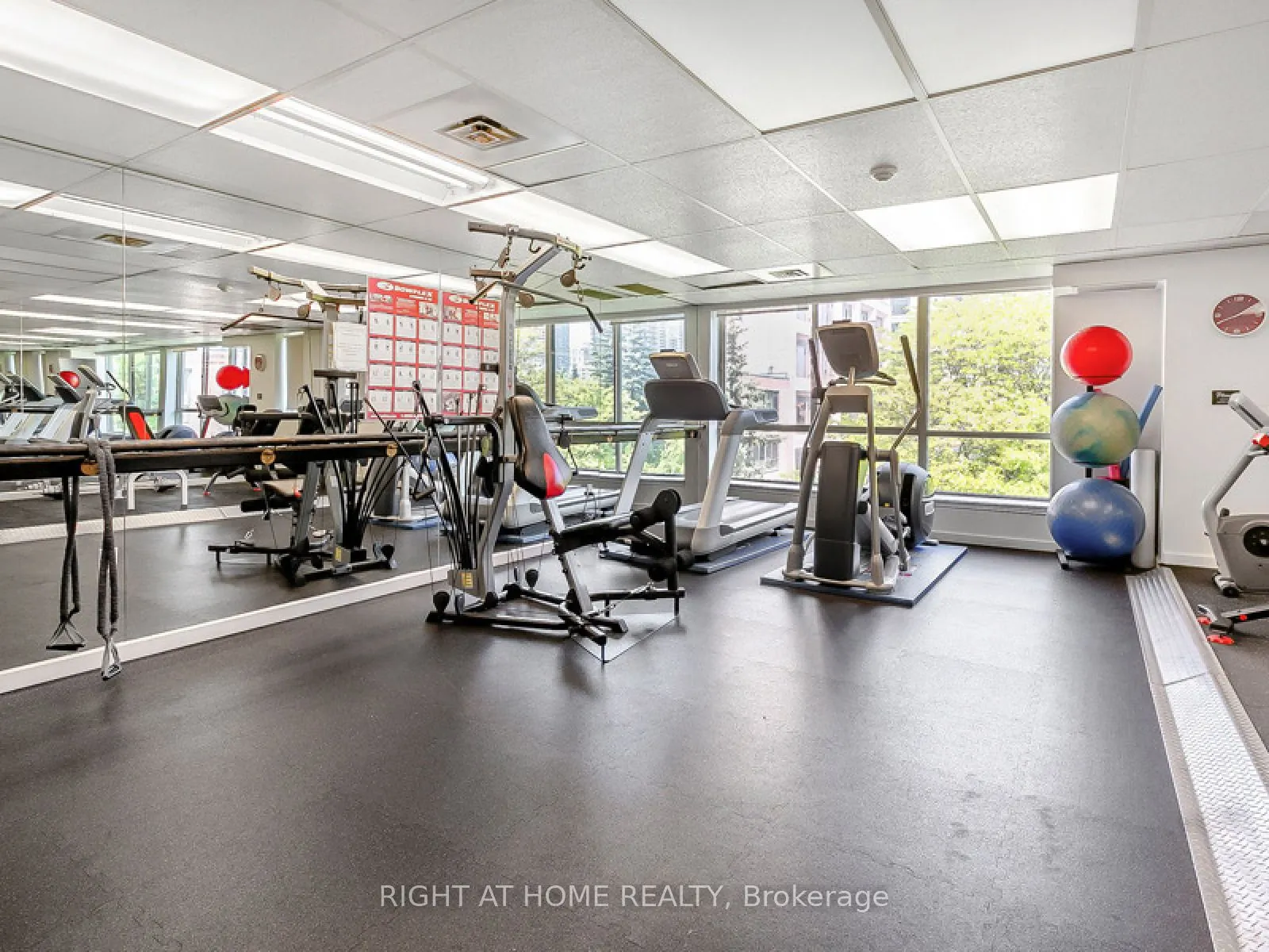 225 Davenport Road, #319