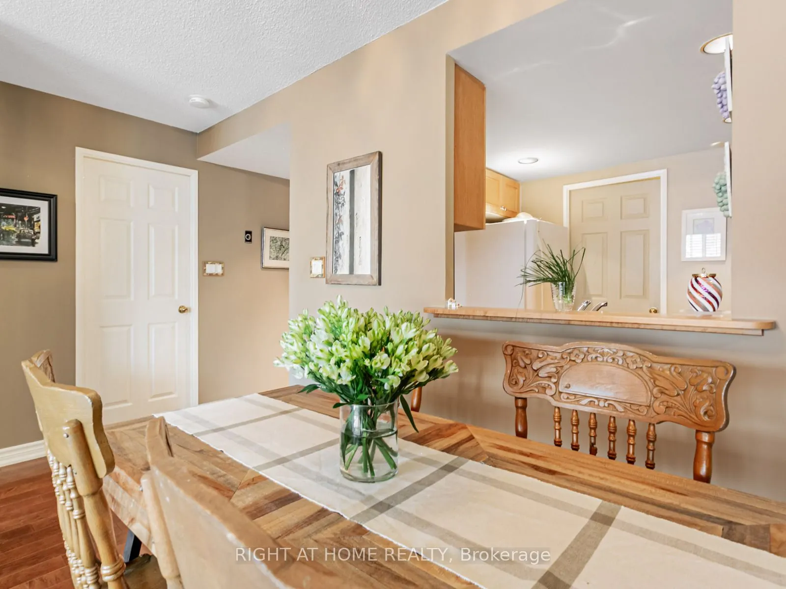 225 Davenport Road, #319