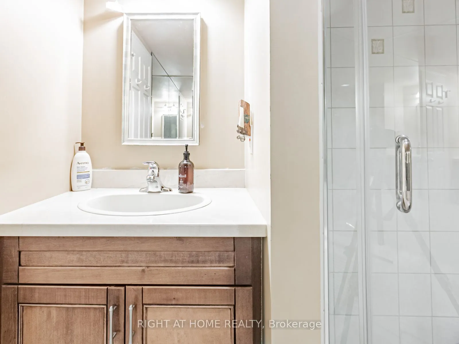 225 Davenport Road, #319