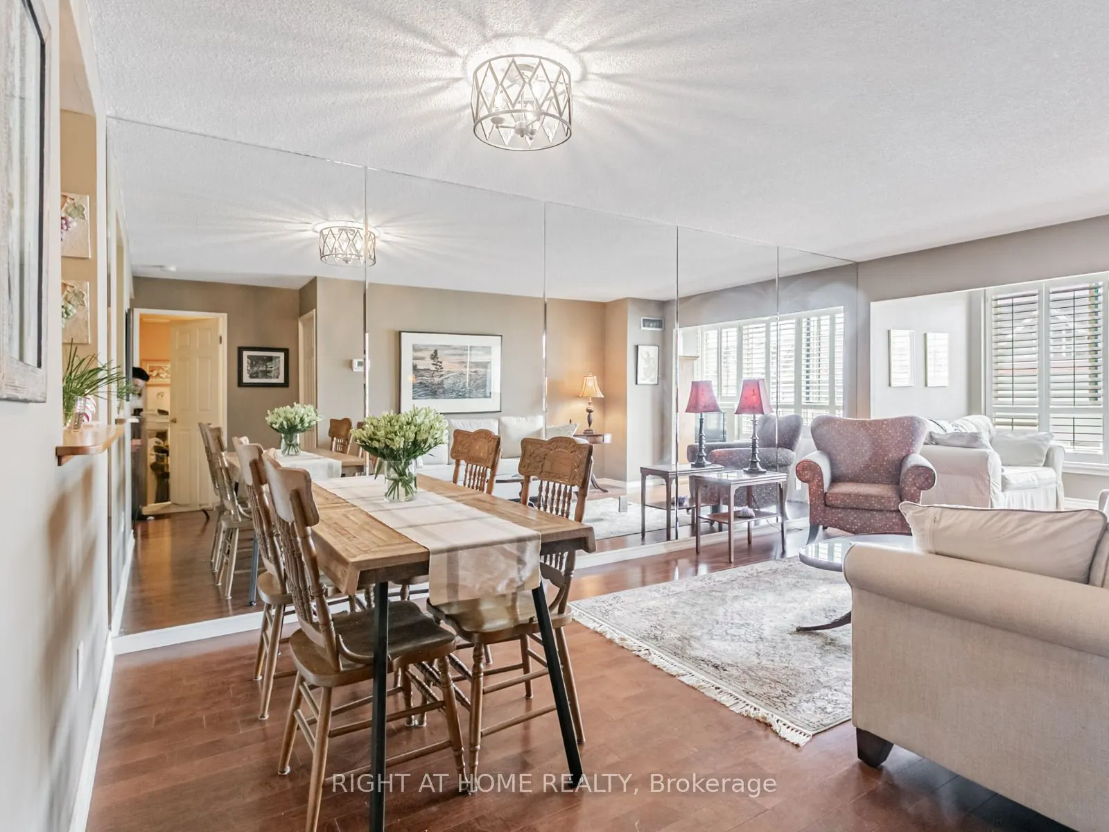 225 Davenport Road, #319