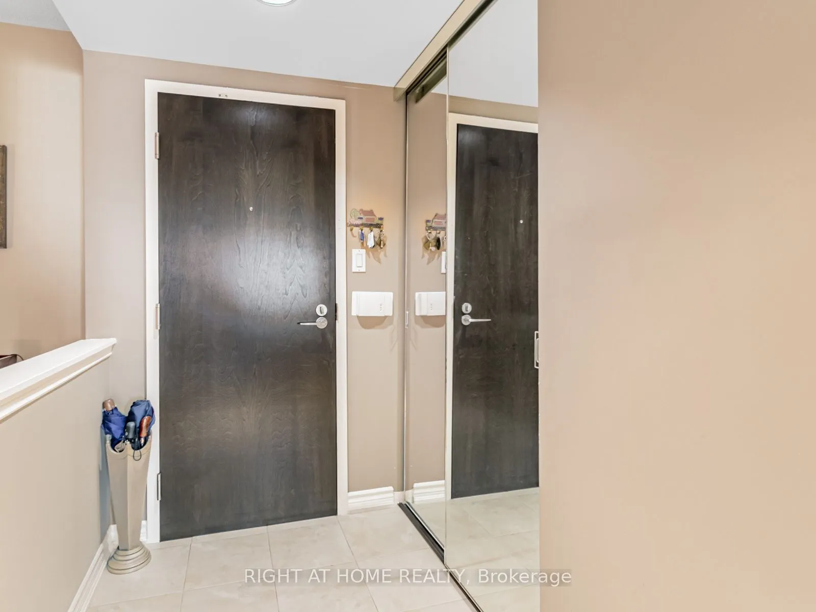 225 Davenport Road, #319