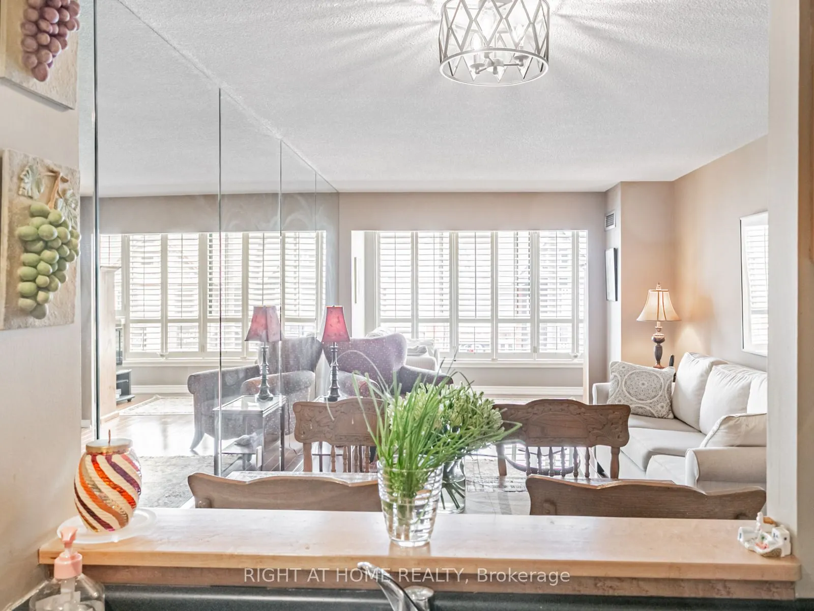 225 Davenport Road, #319