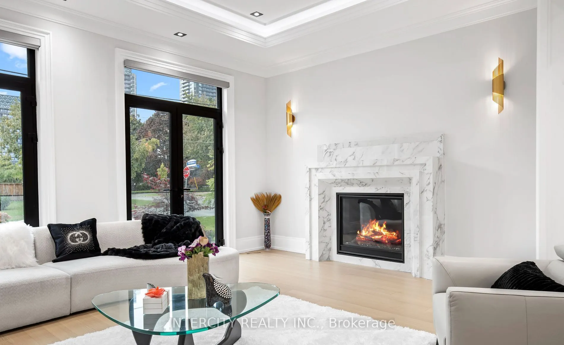 1 Silvergrove Road