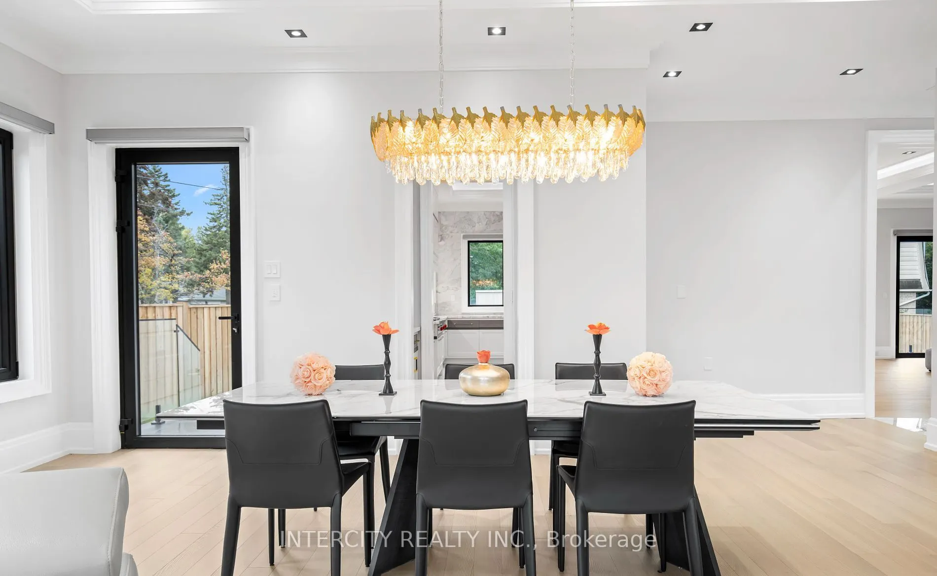 1 Silvergrove Road