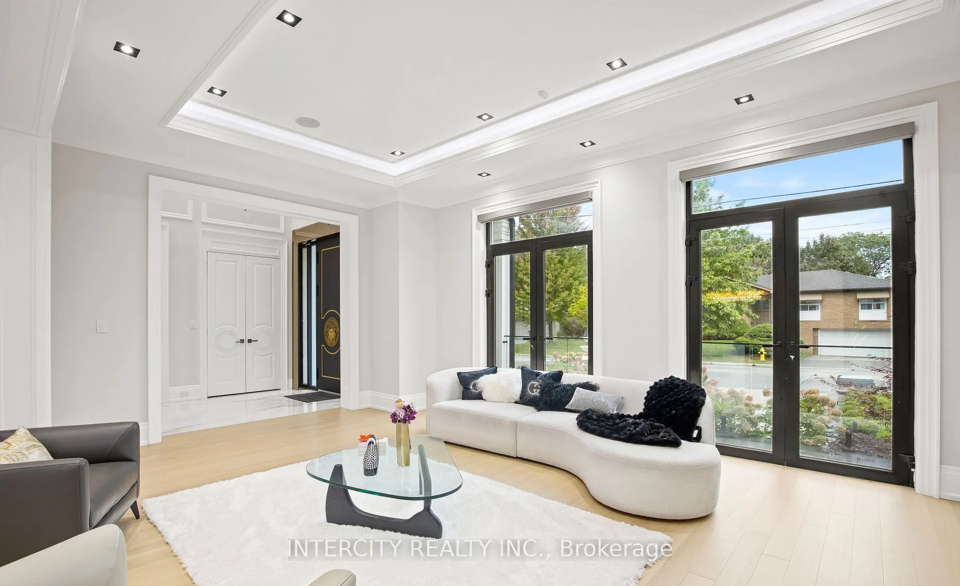 1 Silvergrove Road