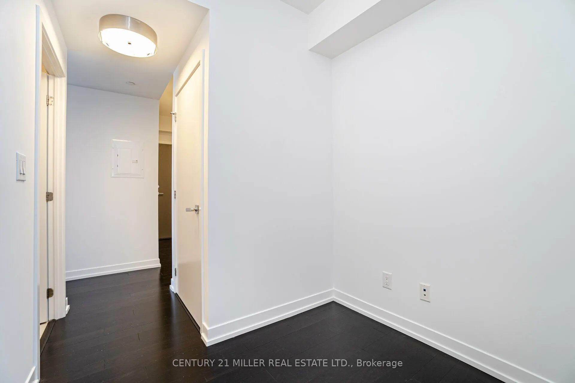 21 Widmer Street #3701