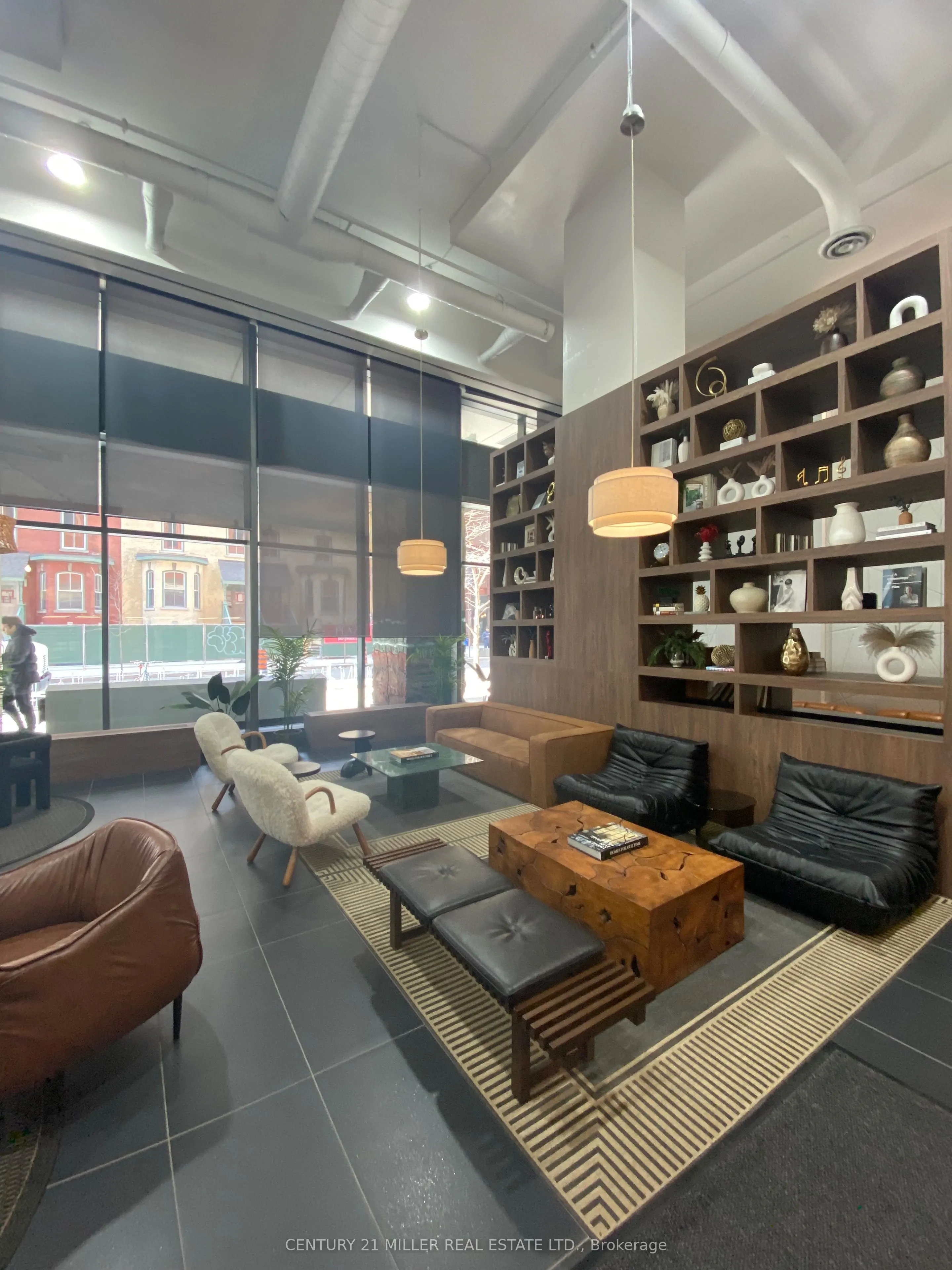 21 Widmer Street #3701