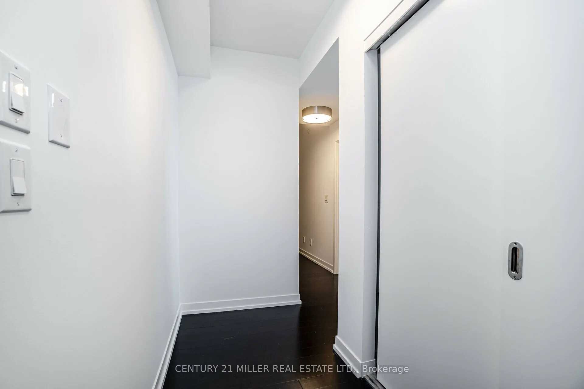 21 Widmer Street #3701