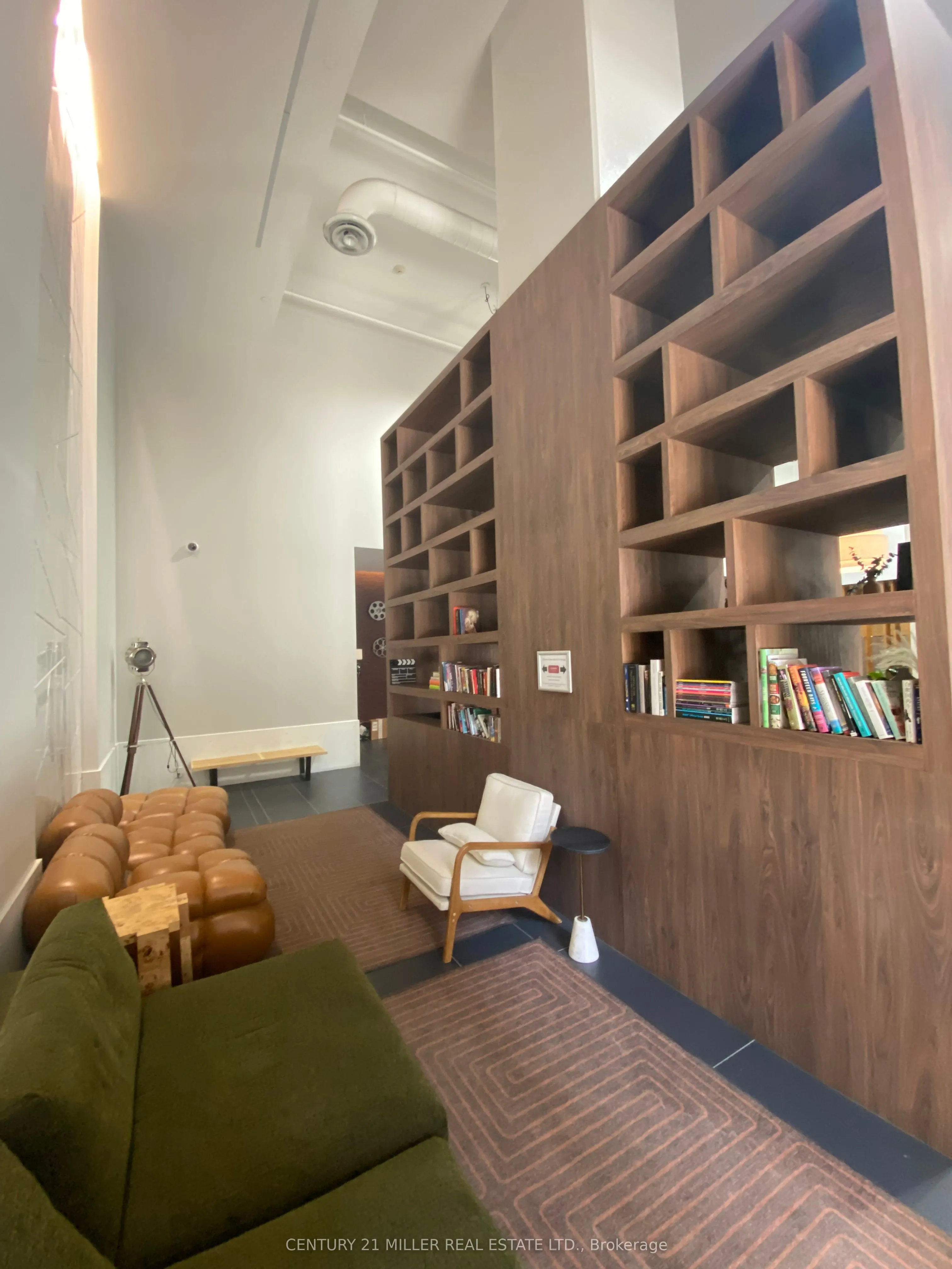 21 Widmer Street #3701