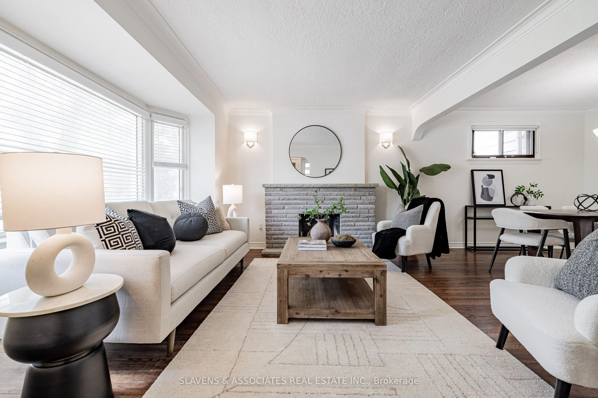 523 Glengarry Avenue