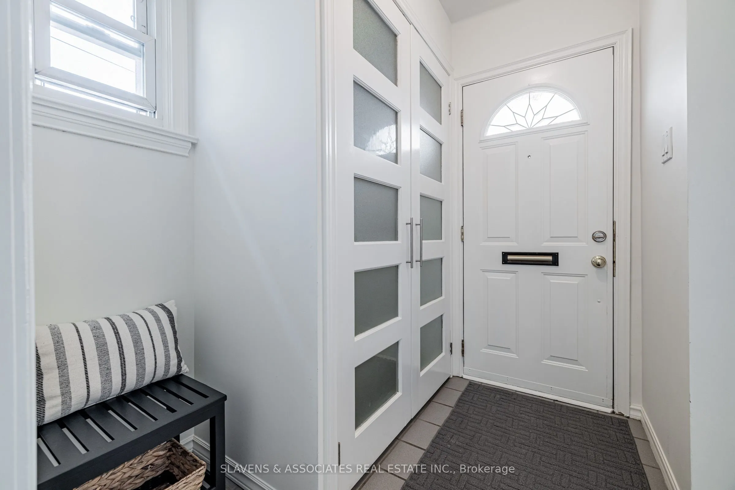 523 Glengarry Avenue