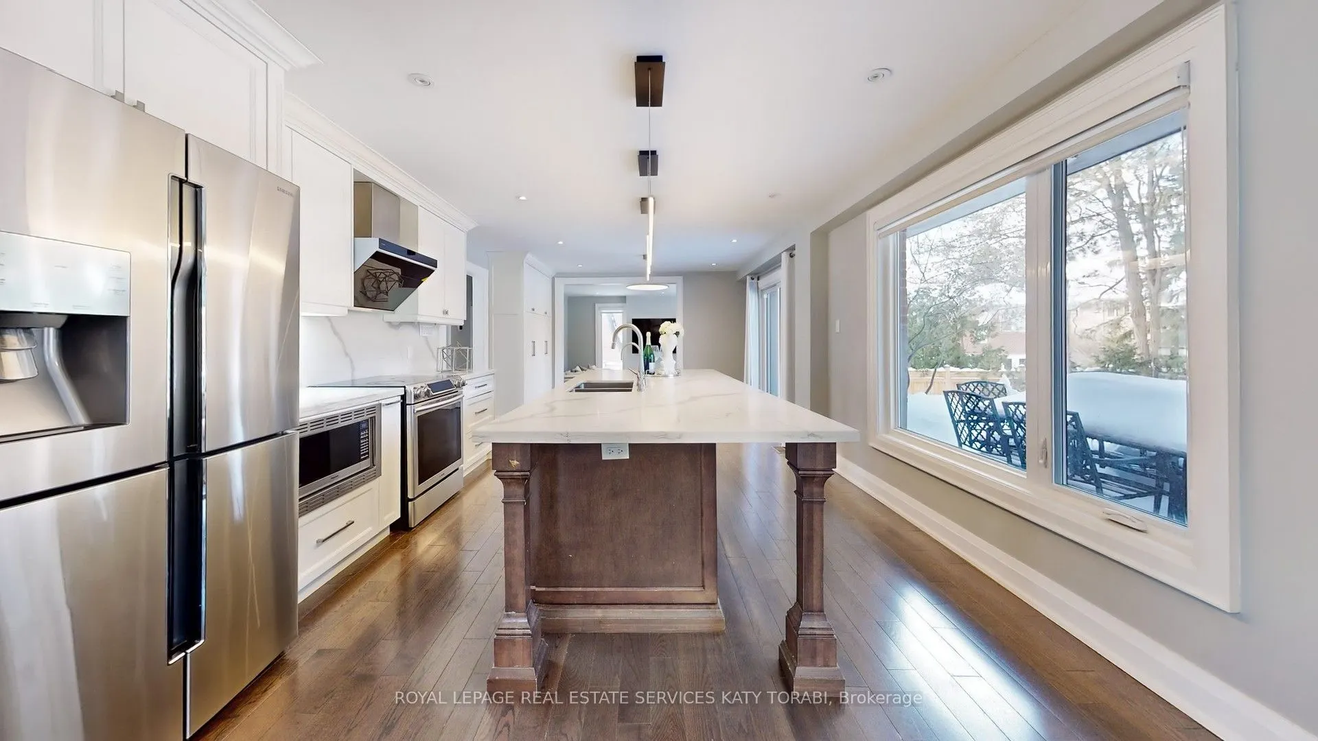 136 Denlow Boulevard