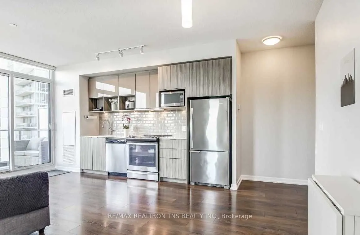 52 Forest Manor Road, #1302