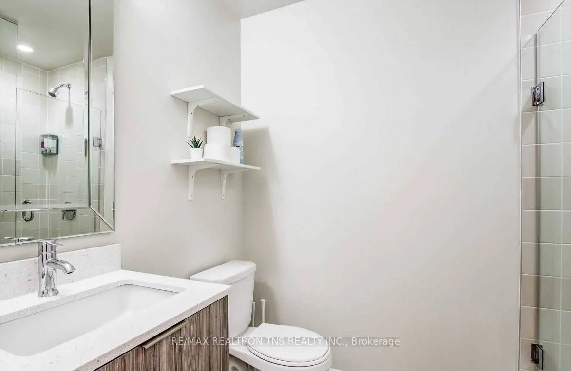 52 Forest Manor Road, #1302