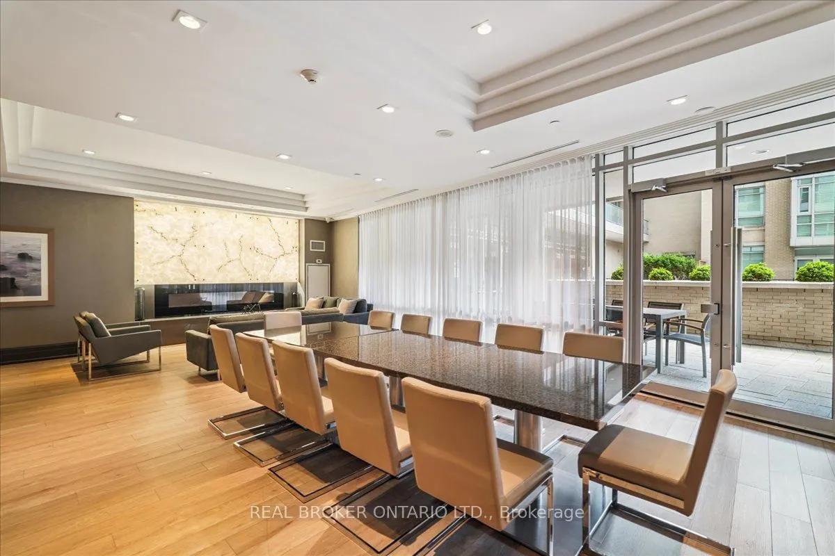 191 Duplex Avenue, #105