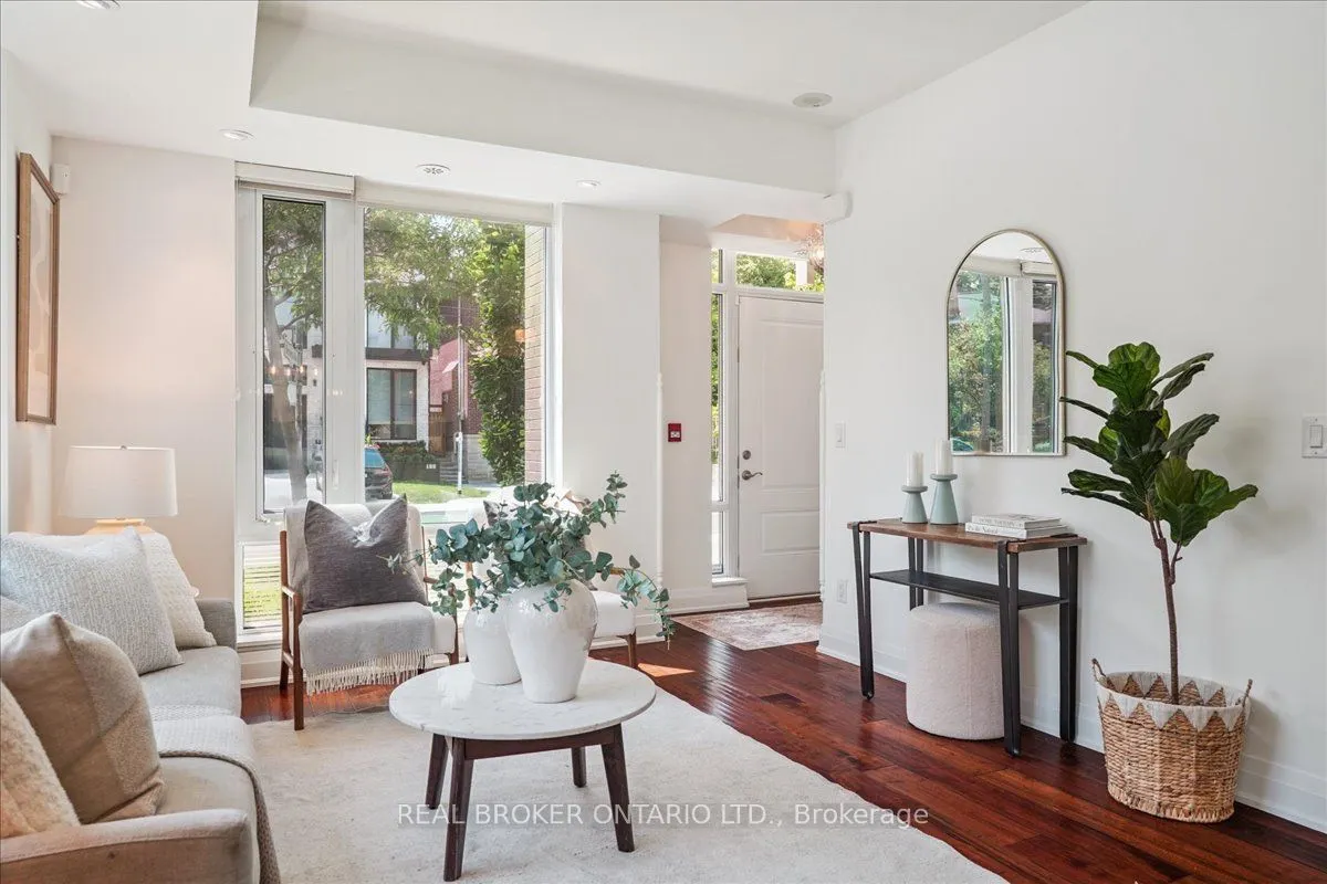 191 Duplex Avenue, #105