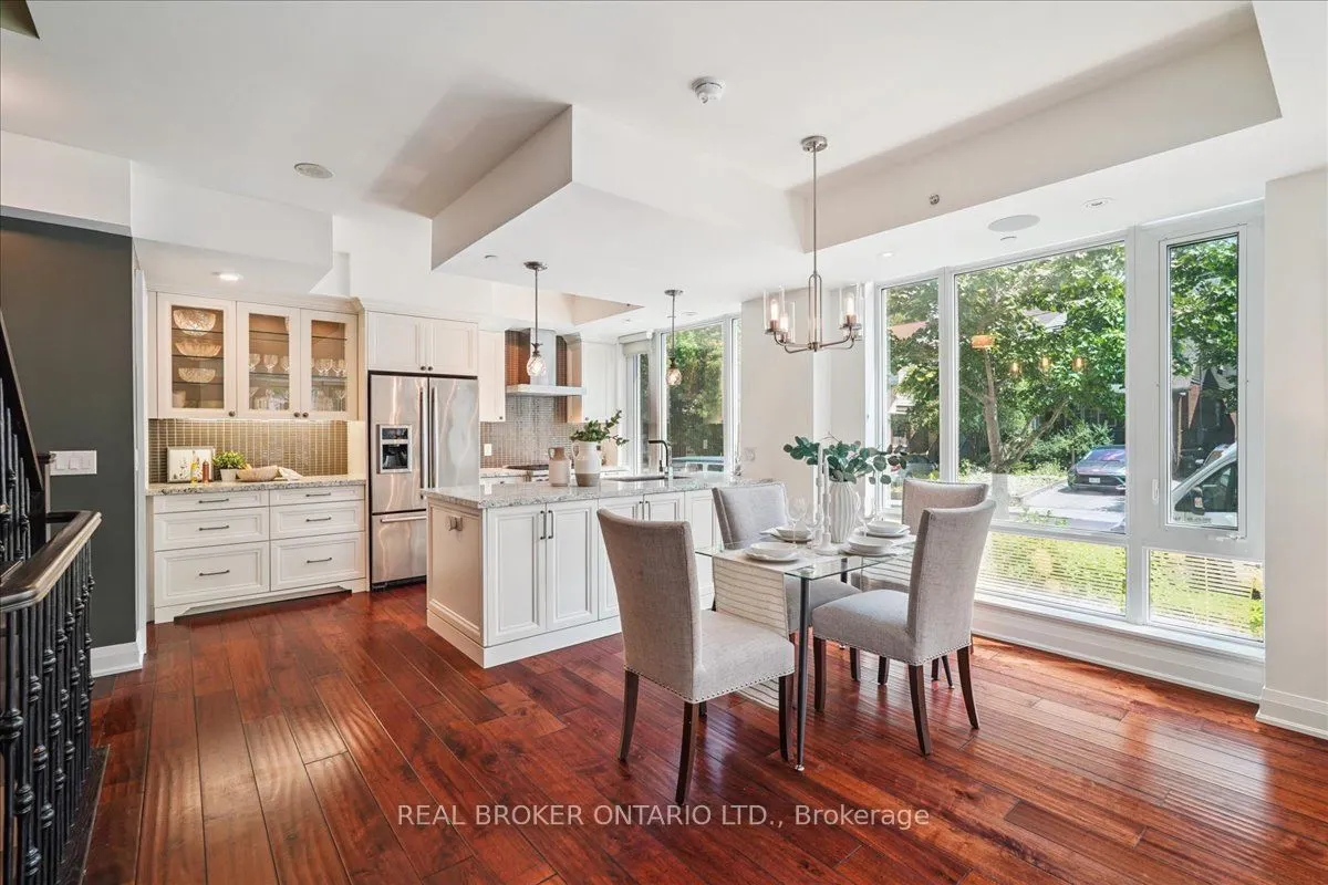 191 Duplex Avenue, #105