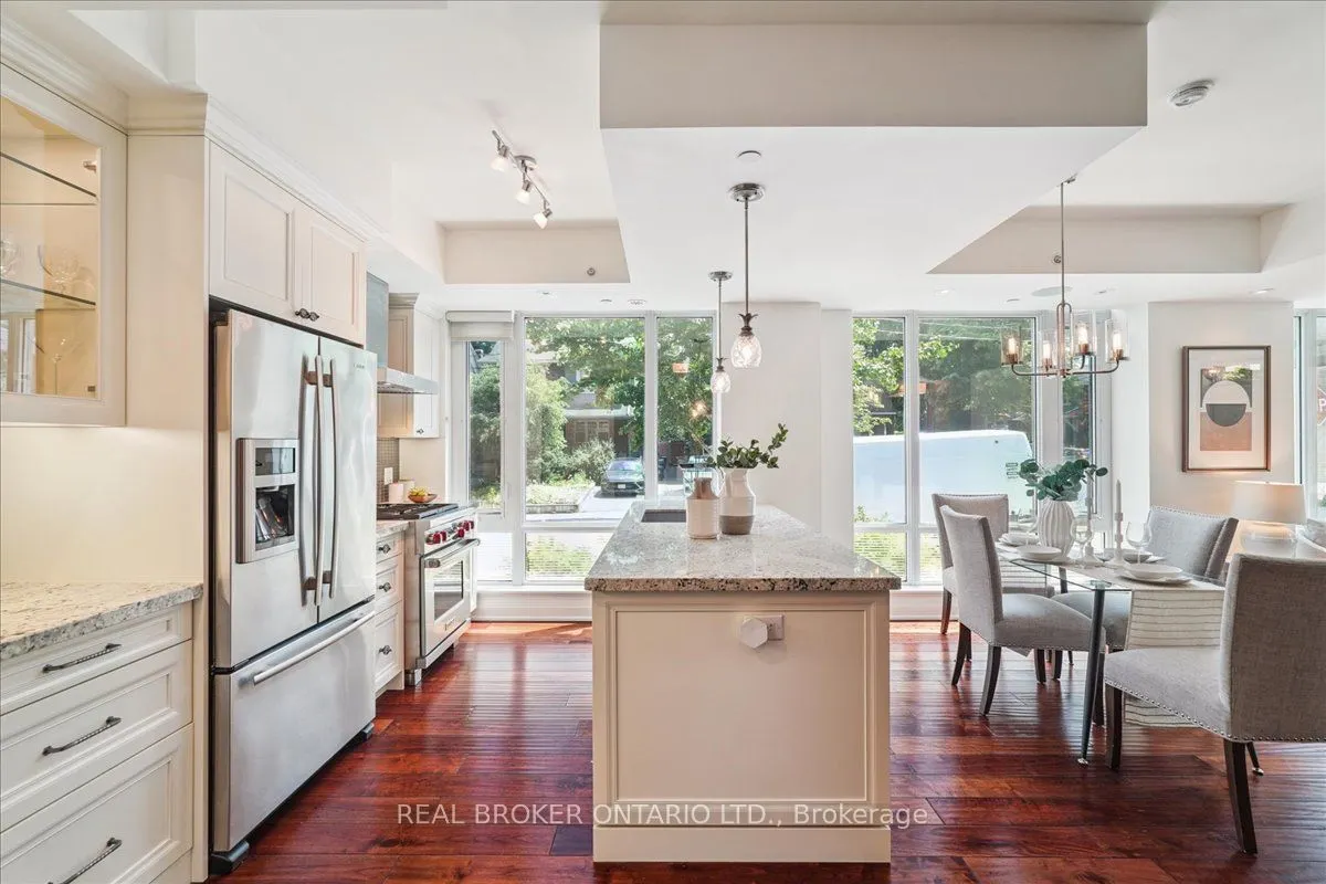 191 Duplex Avenue, #105