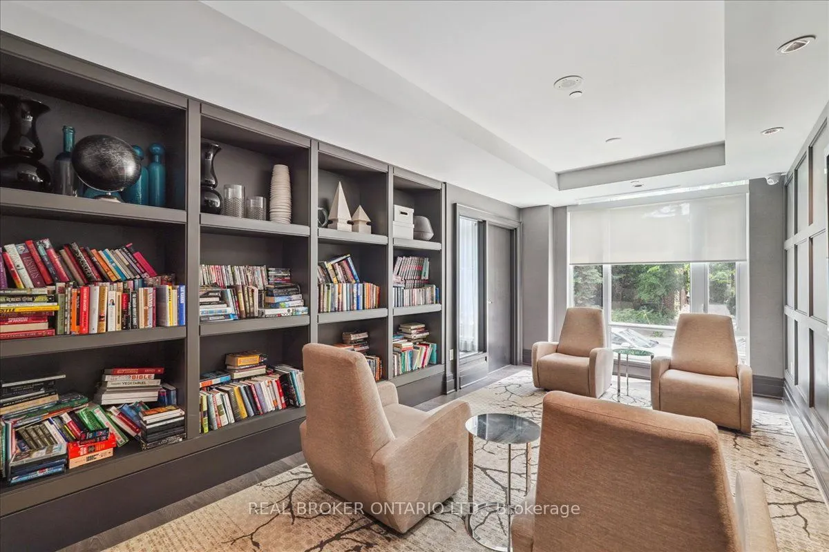 191 Duplex Avenue, #105