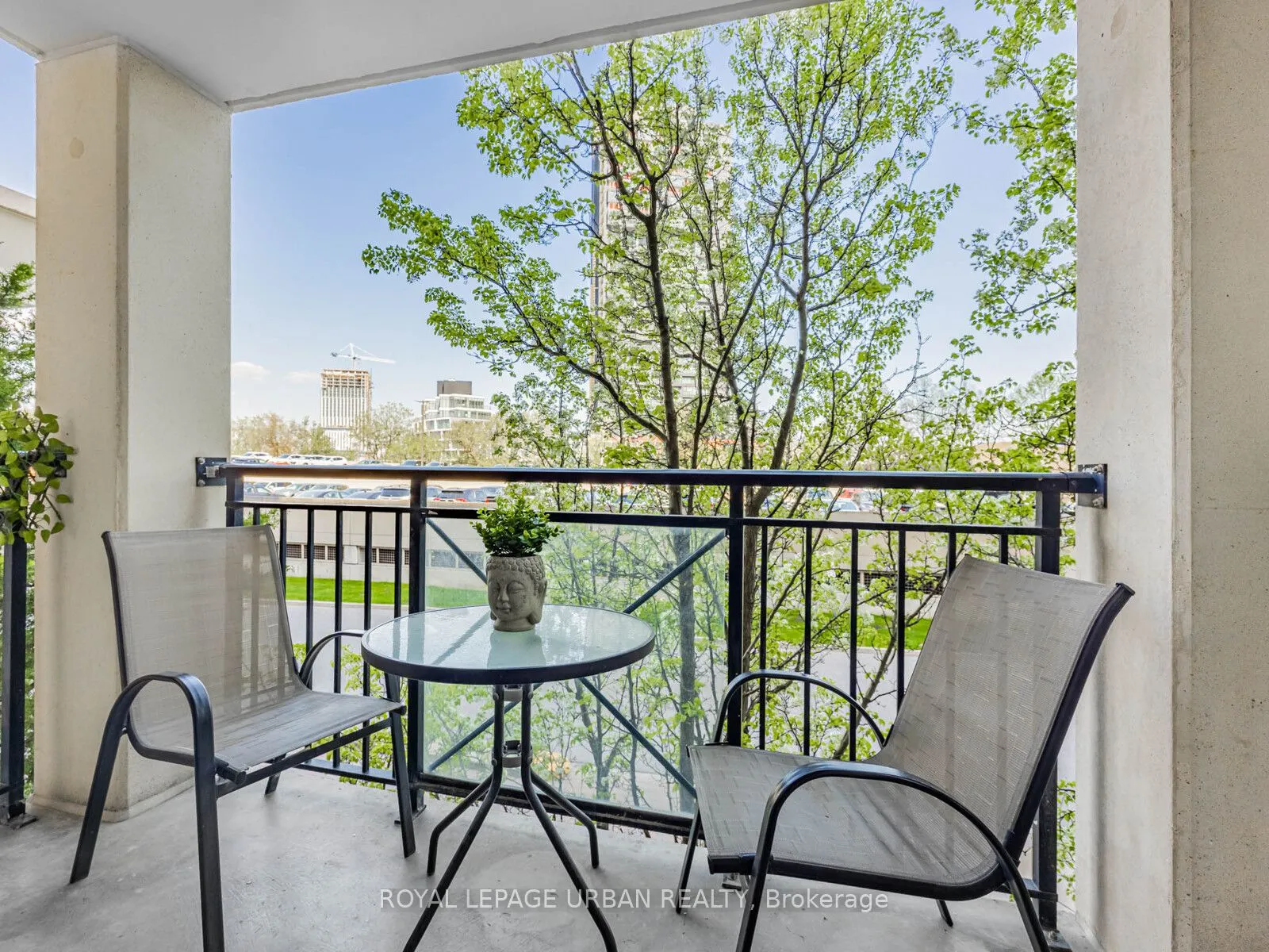 1103 Leslie Street #202