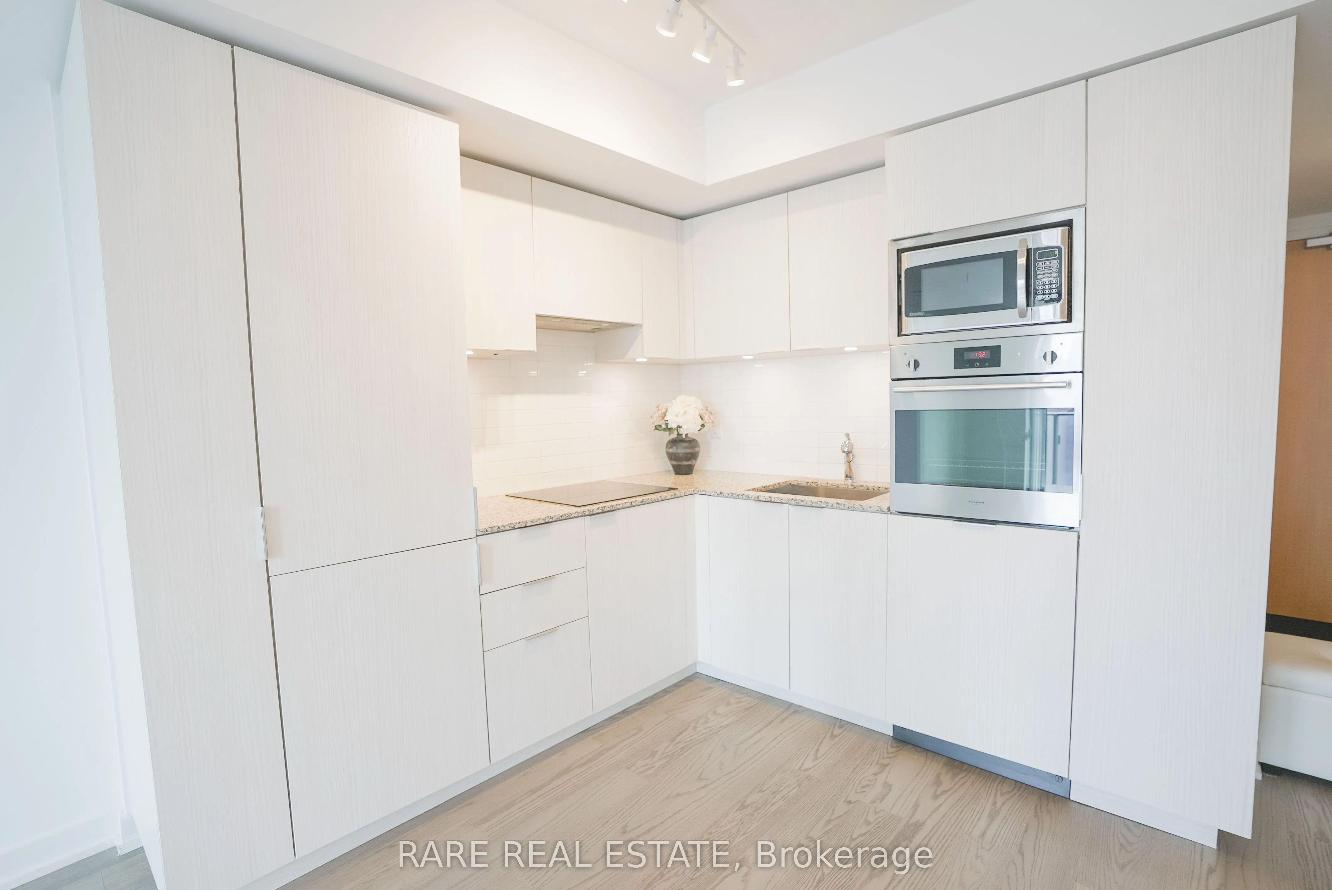 11 Wellesley Street W, #2703