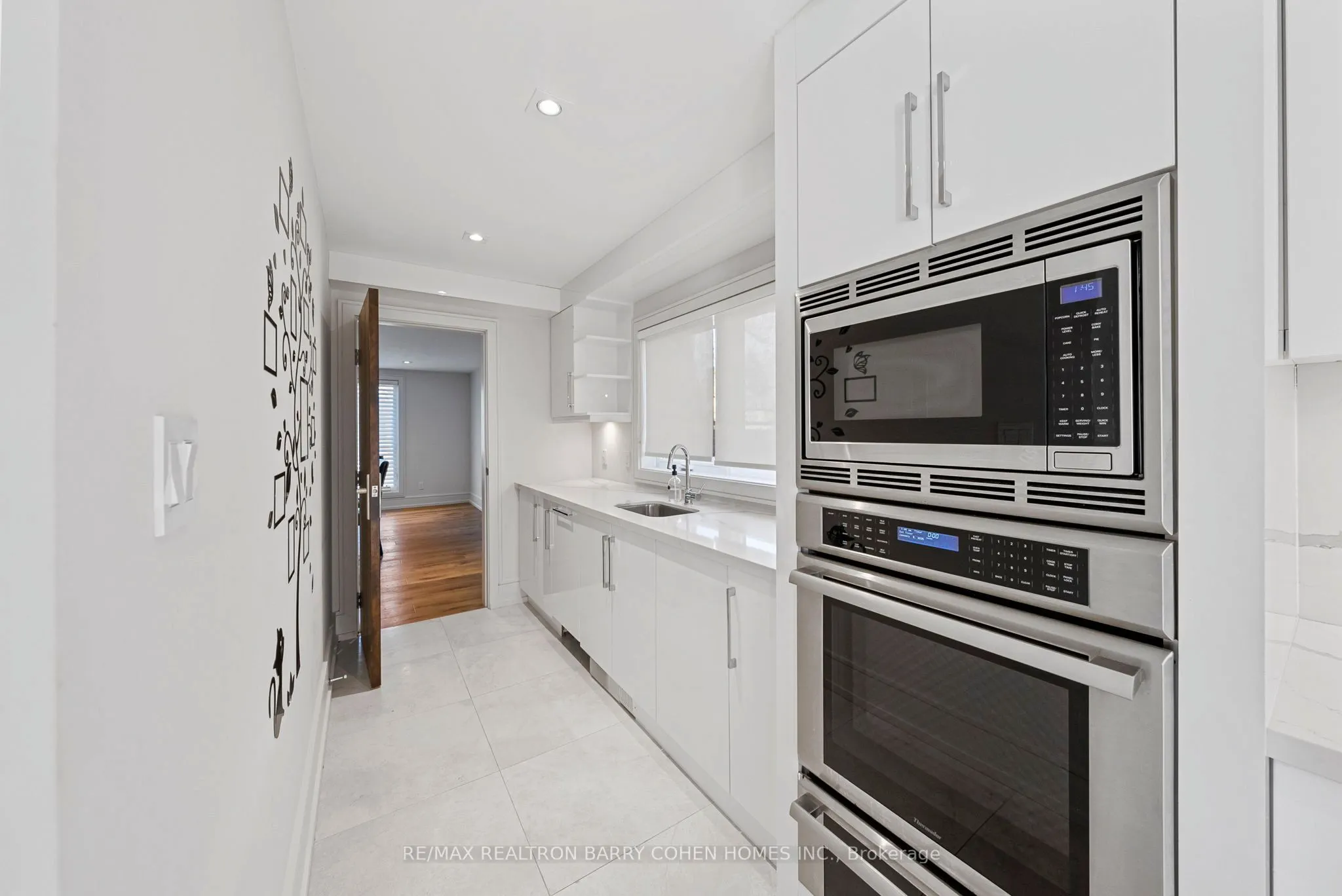 41 Suncrest Drive