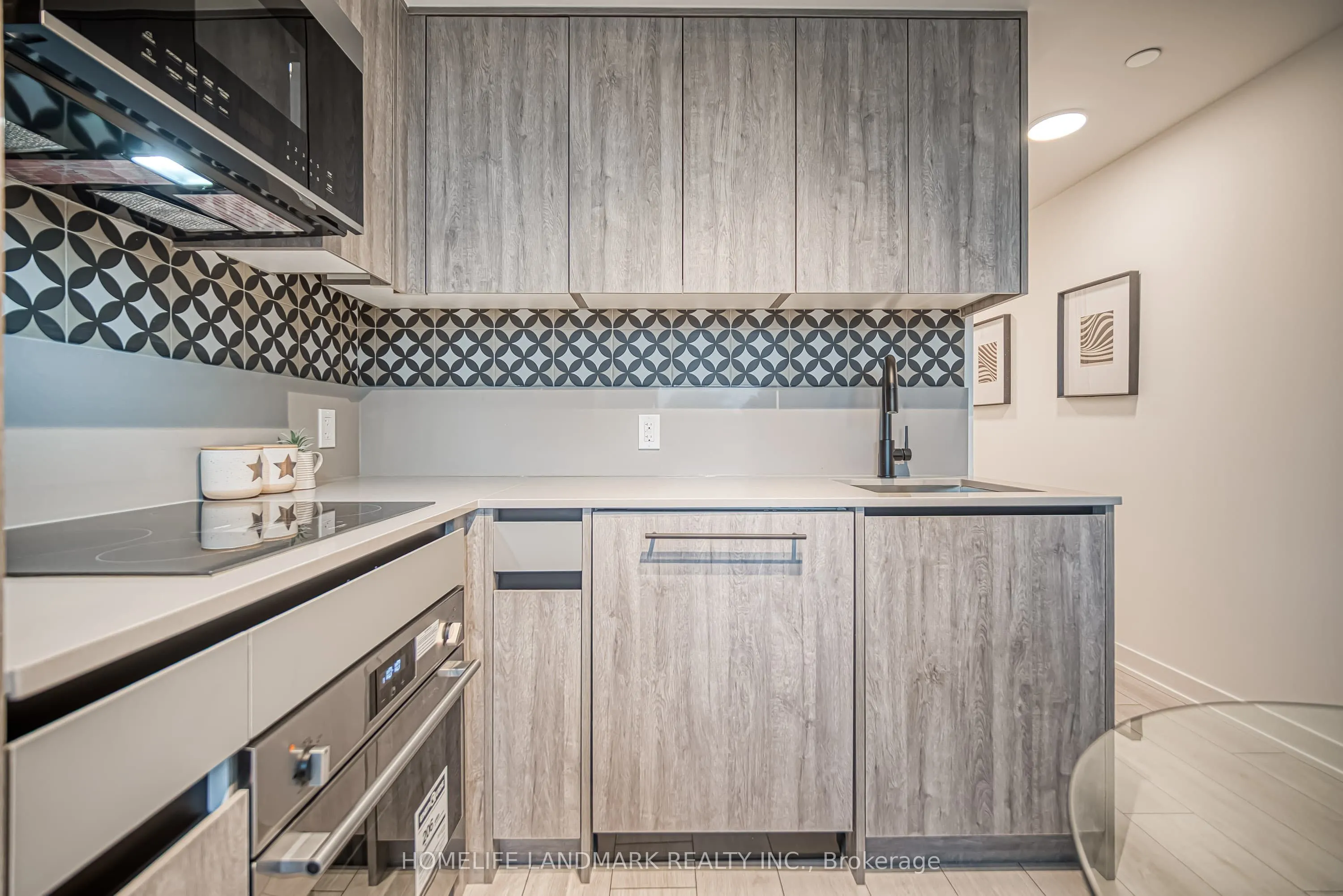5 Lakeview Avenue, #407