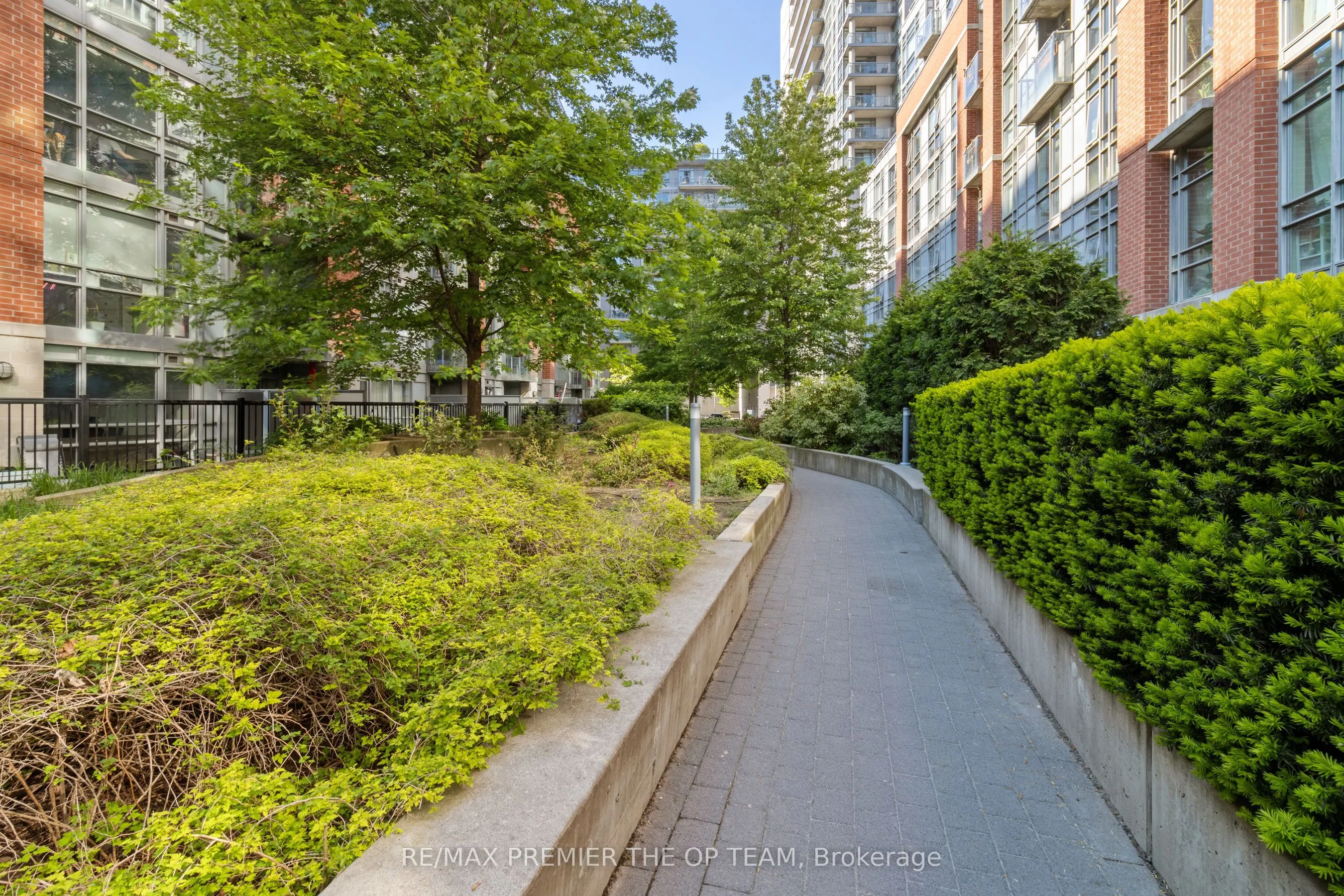 170 Sudbury Street, #105