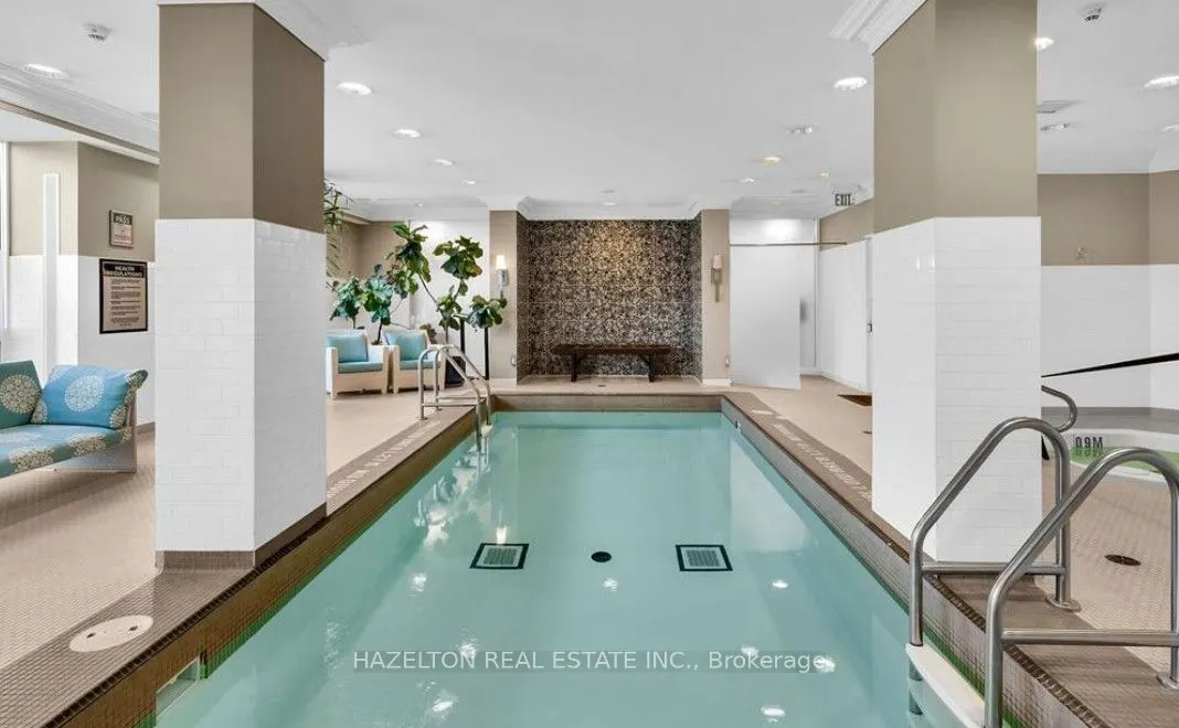 155 St Clair Avenue W, #506
