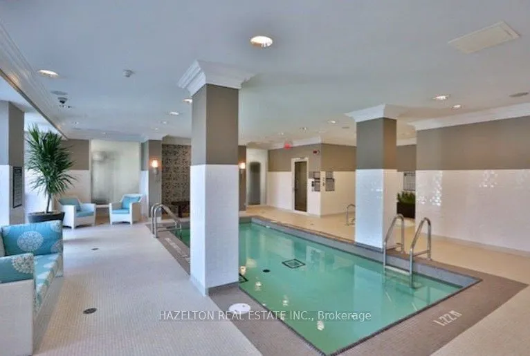155 St Clair Avenue W, #506