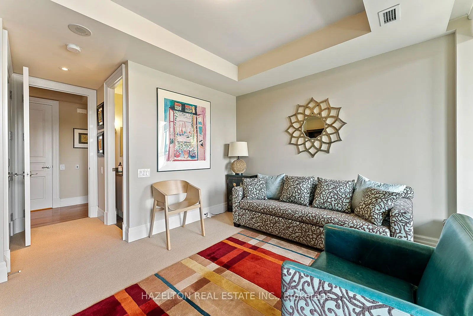155 St Clair Avenue W, #506