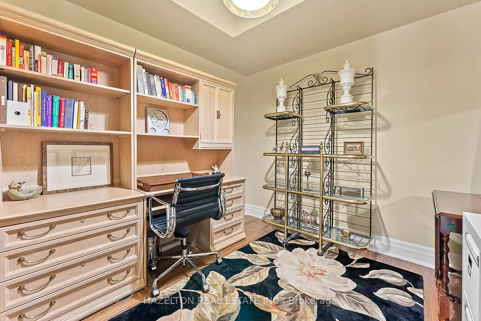 155 St Clair Avenue W, #506