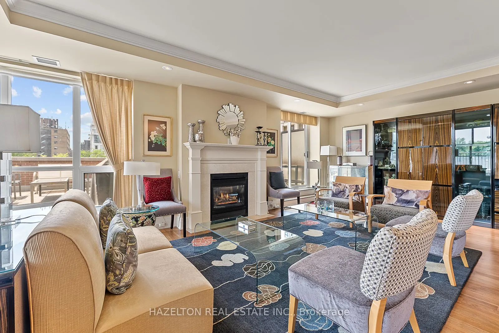 155 St Clair Avenue W, #506