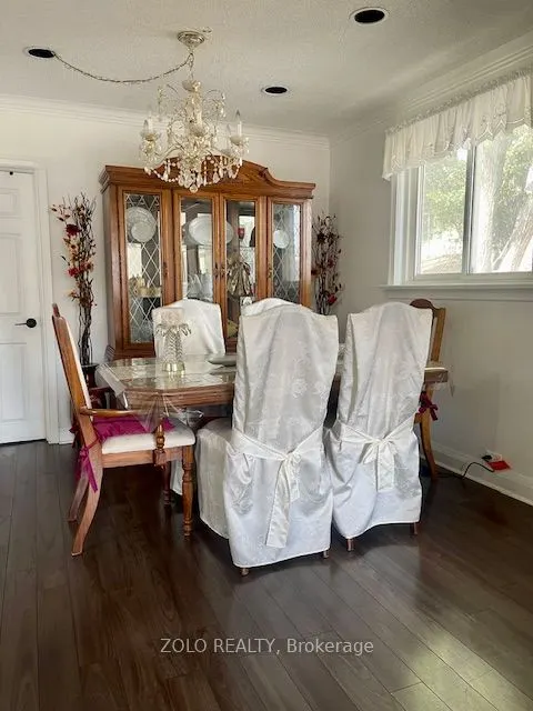 10 Ranee Avenue
