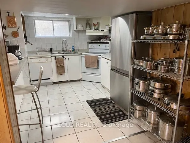 10 Ranee Avenue