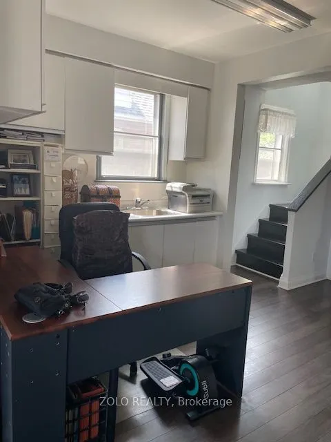 10 Ranee Avenue