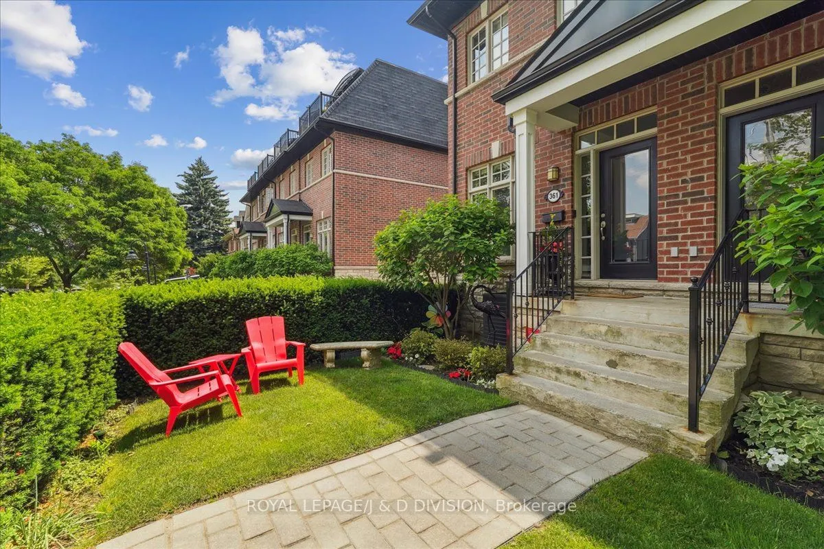 361 Roehampton Avenue, #2