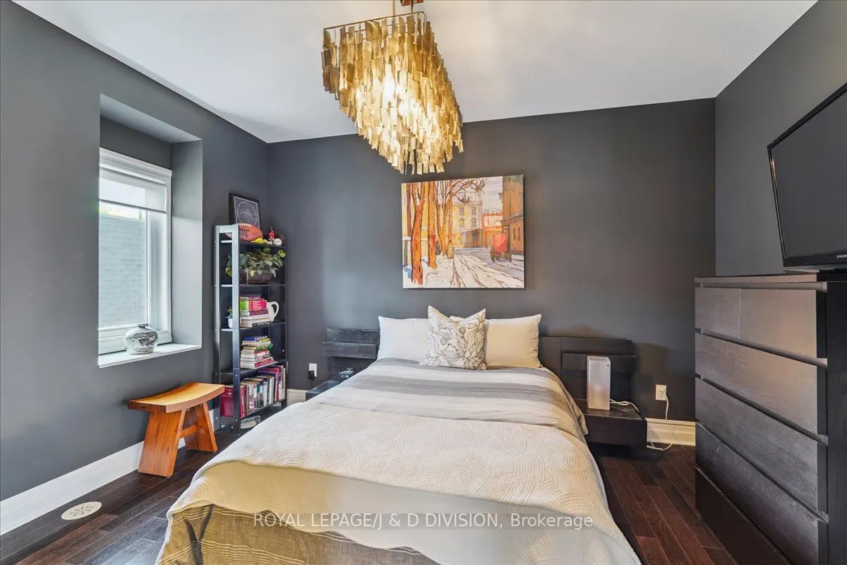 361 Roehampton Avenue, #2