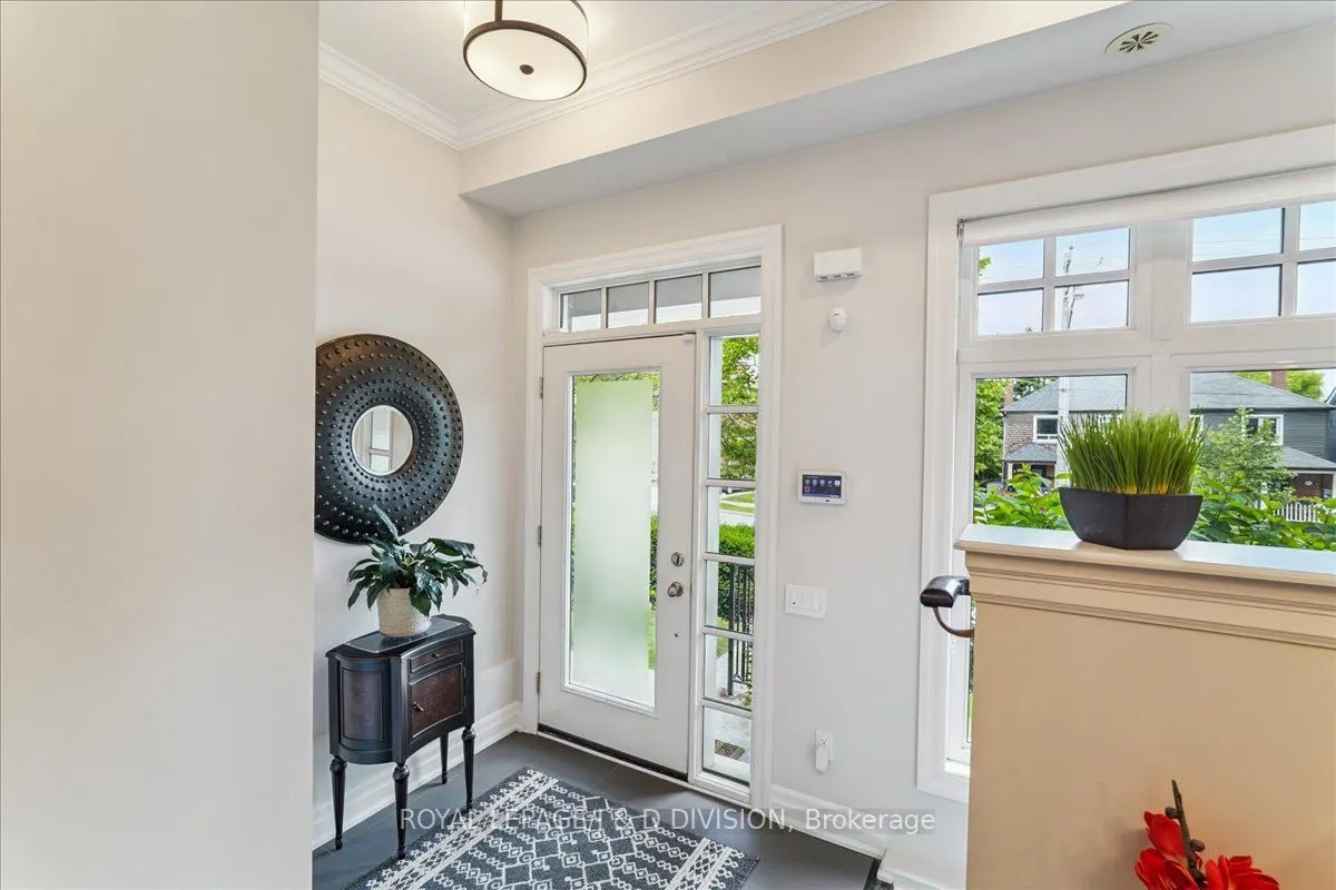 361 Roehampton Avenue, #2