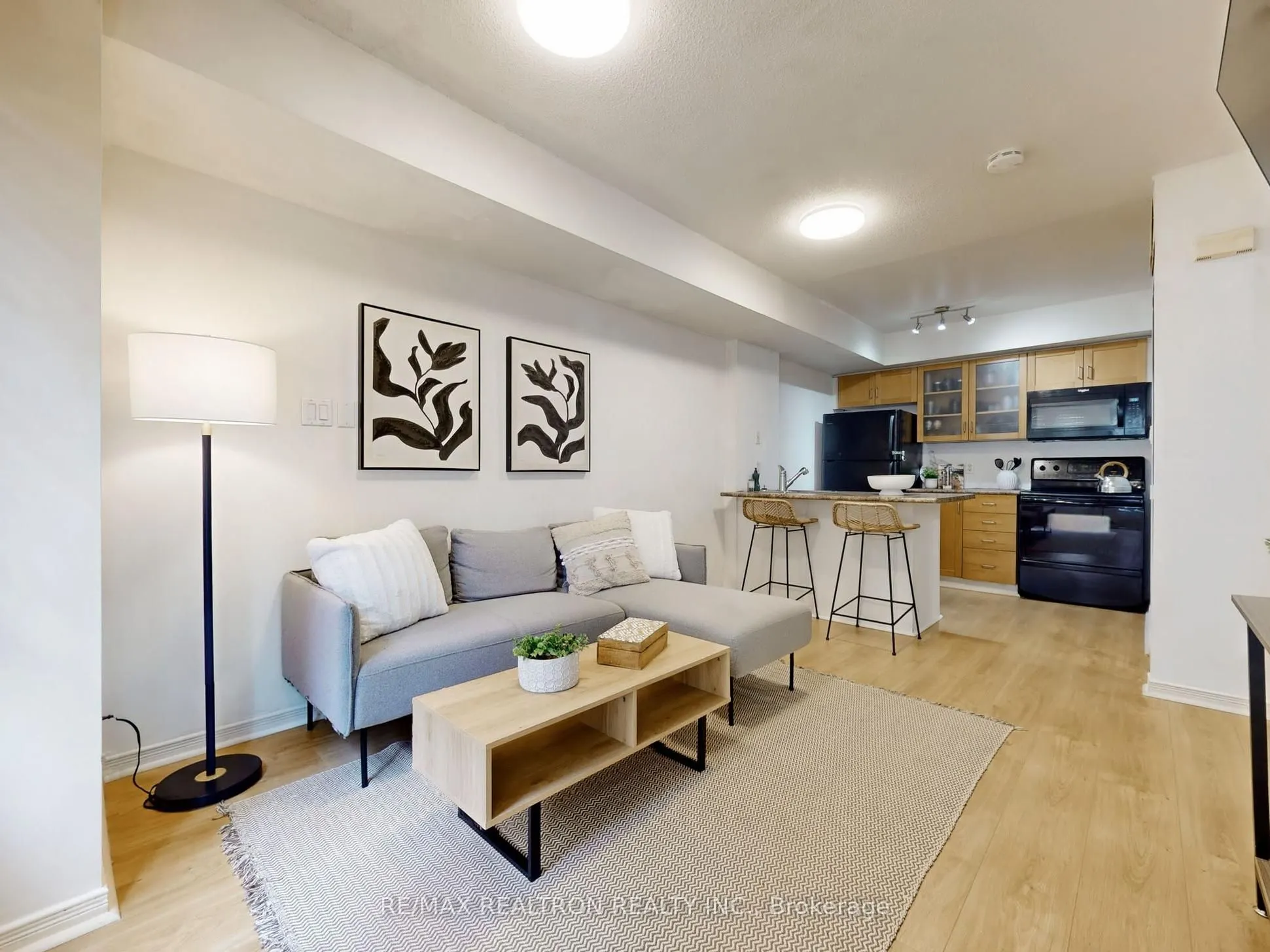 46 Western Battery Road, #826