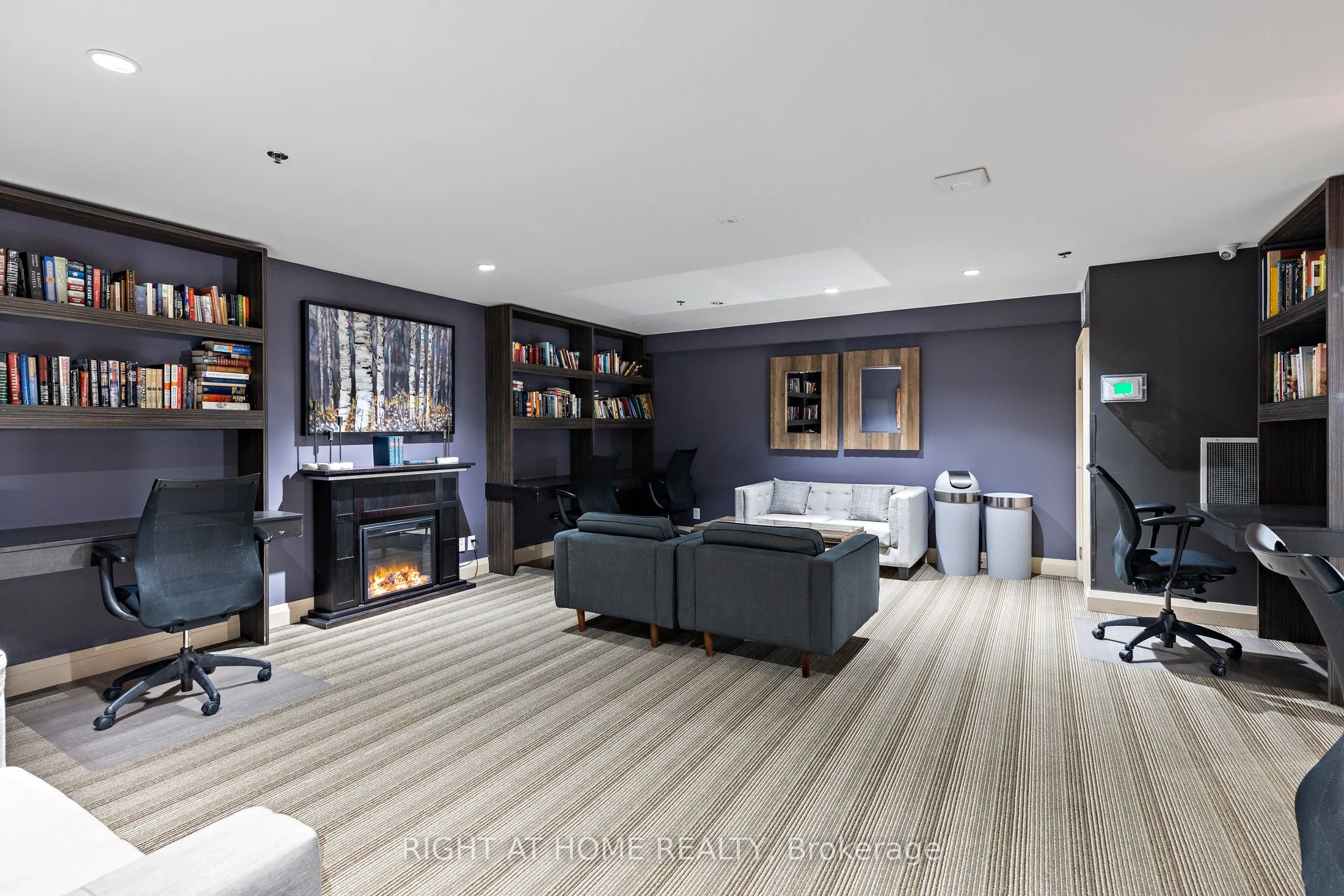 205 Wellesley Street E, #205