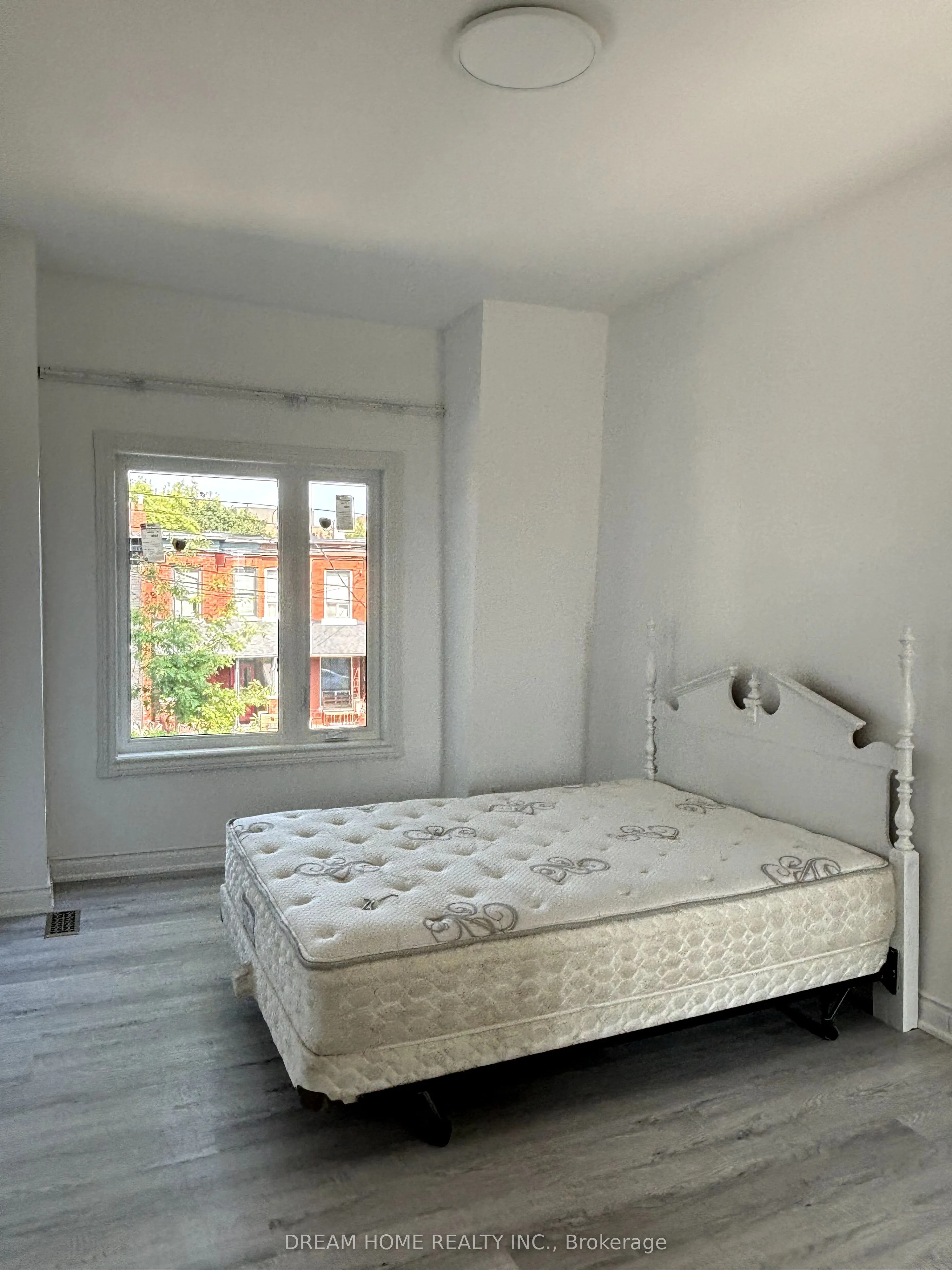 262 clinton Street, #202