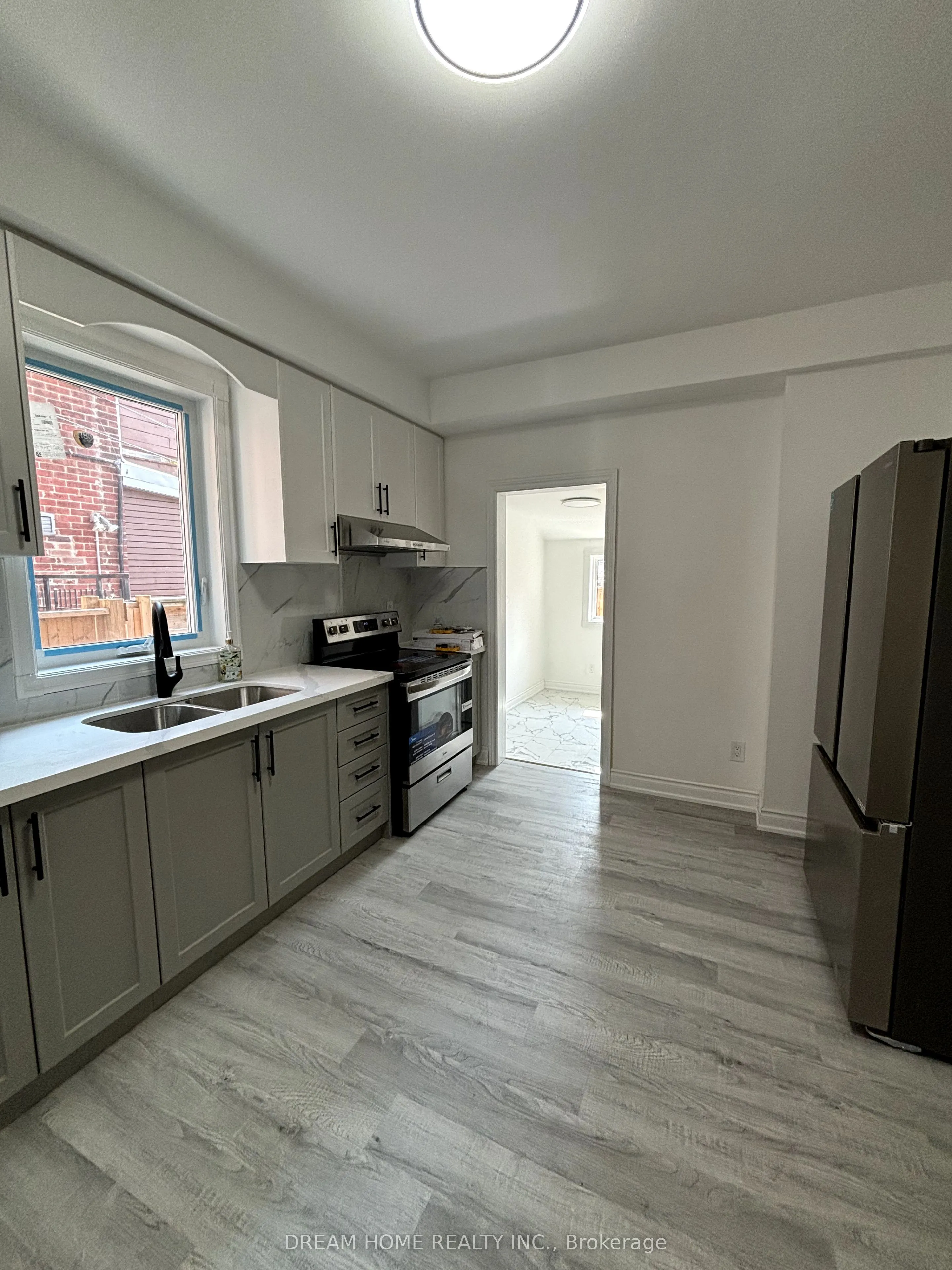 262 clinton Street, #202