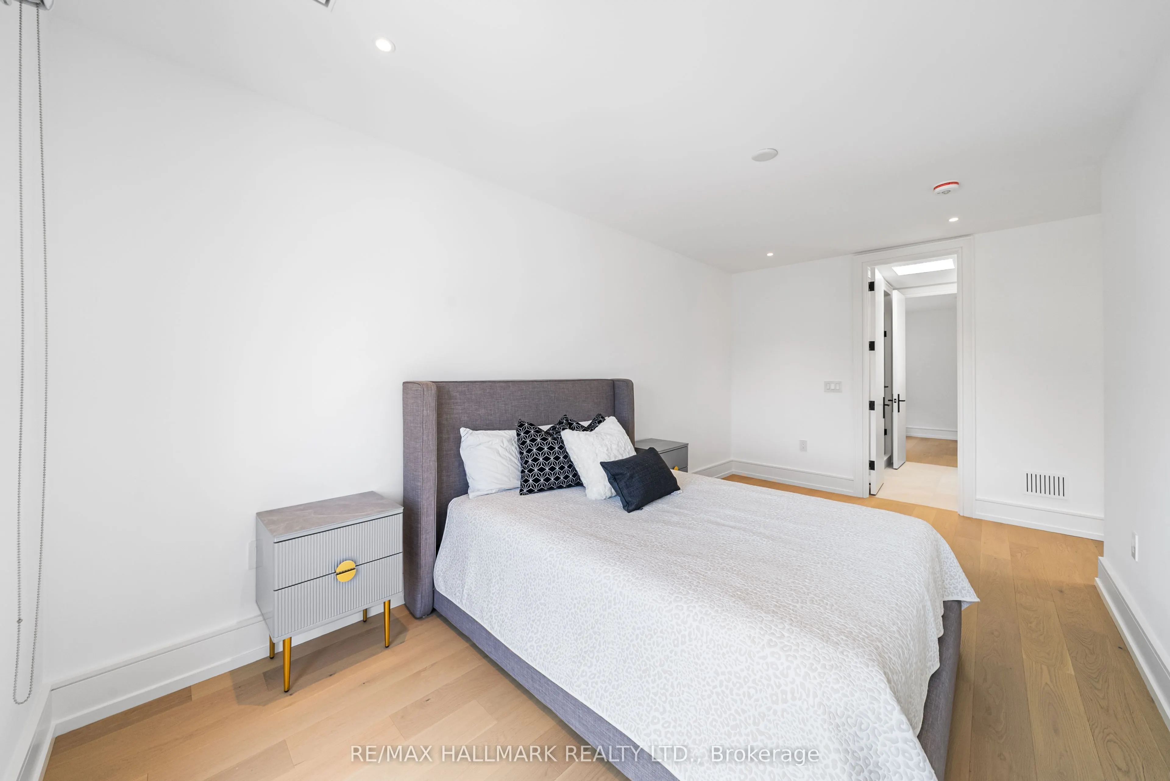22 Divadale Drive