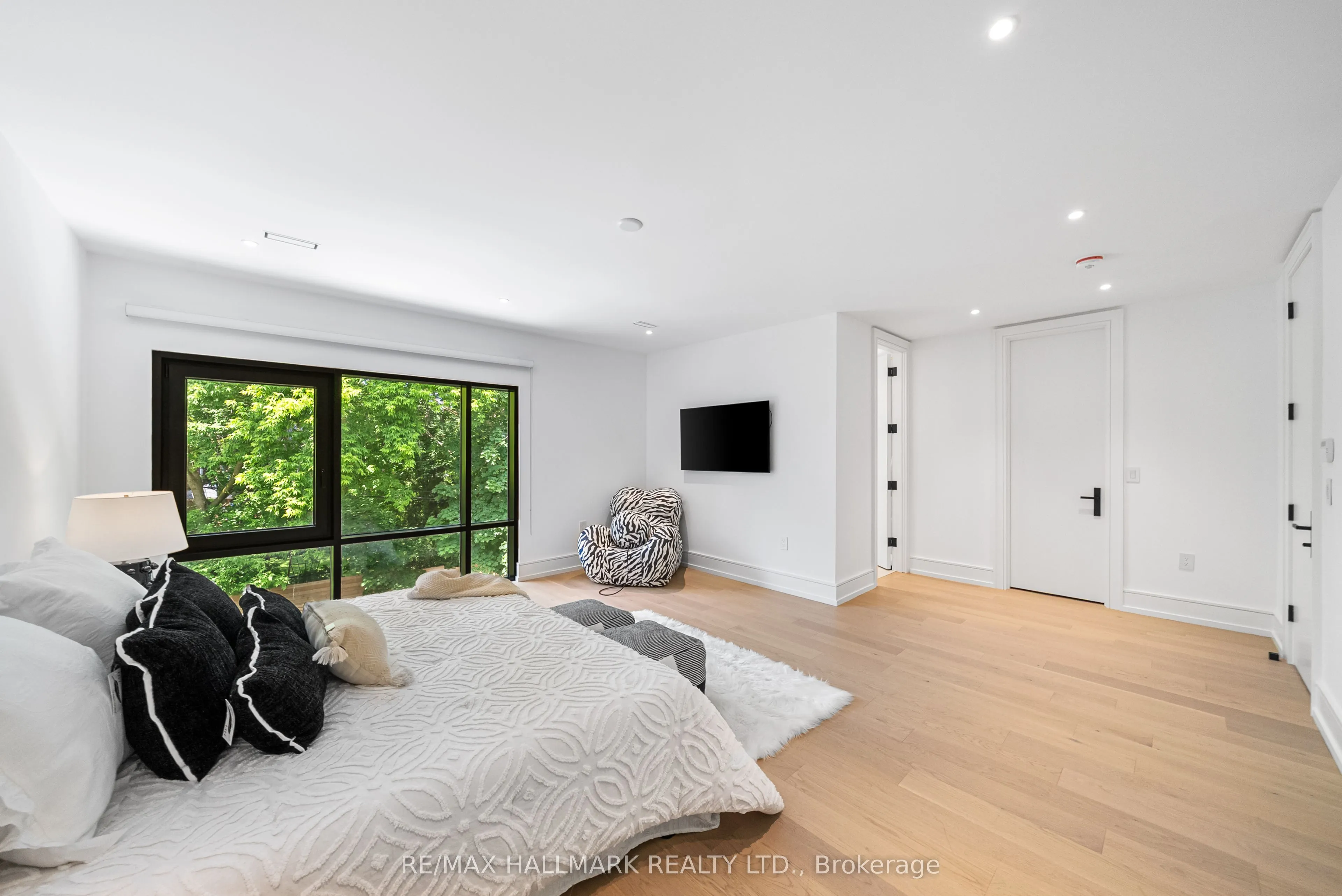 22 Divadale Drive