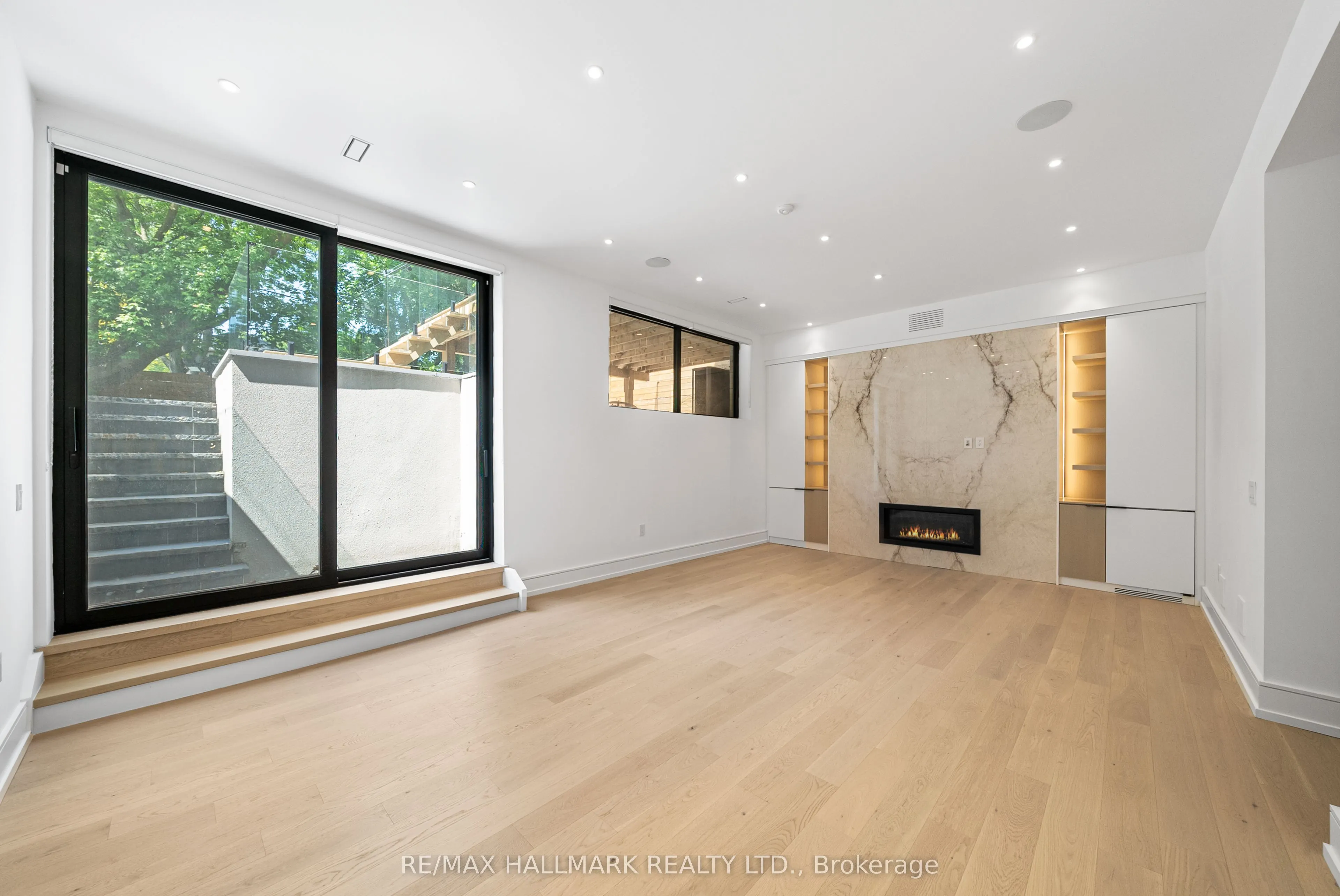 22 Divadale Drive