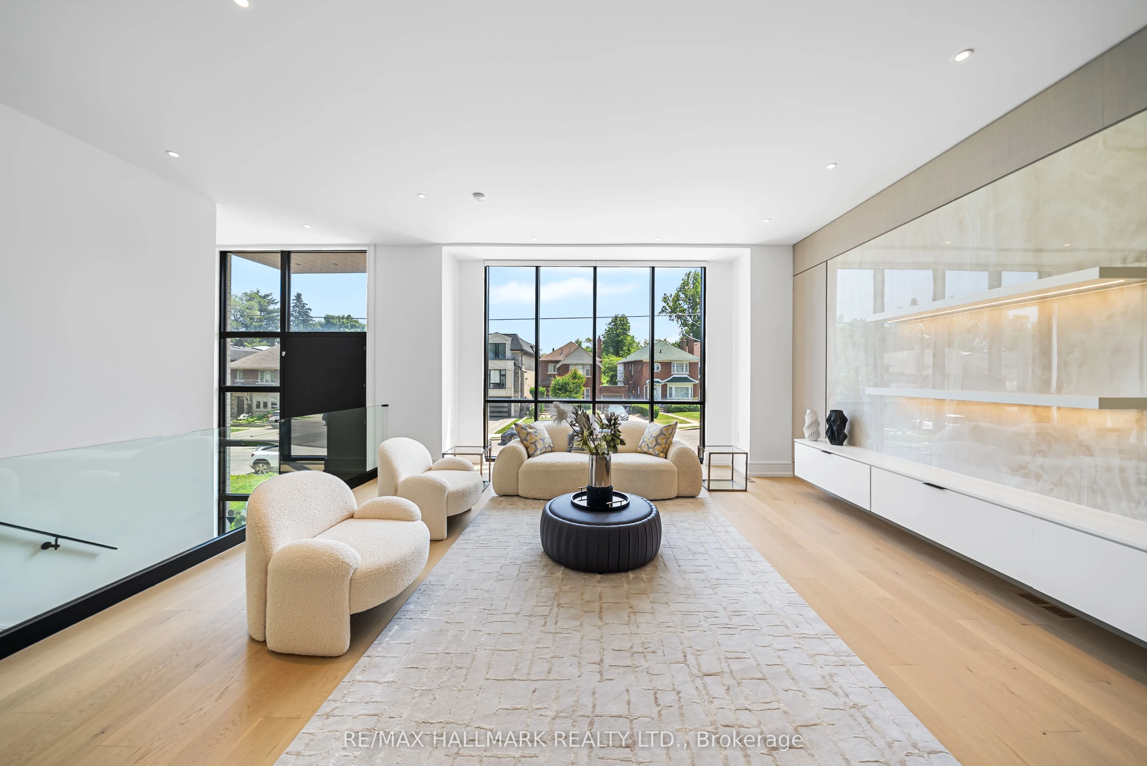 22 Divadale Drive