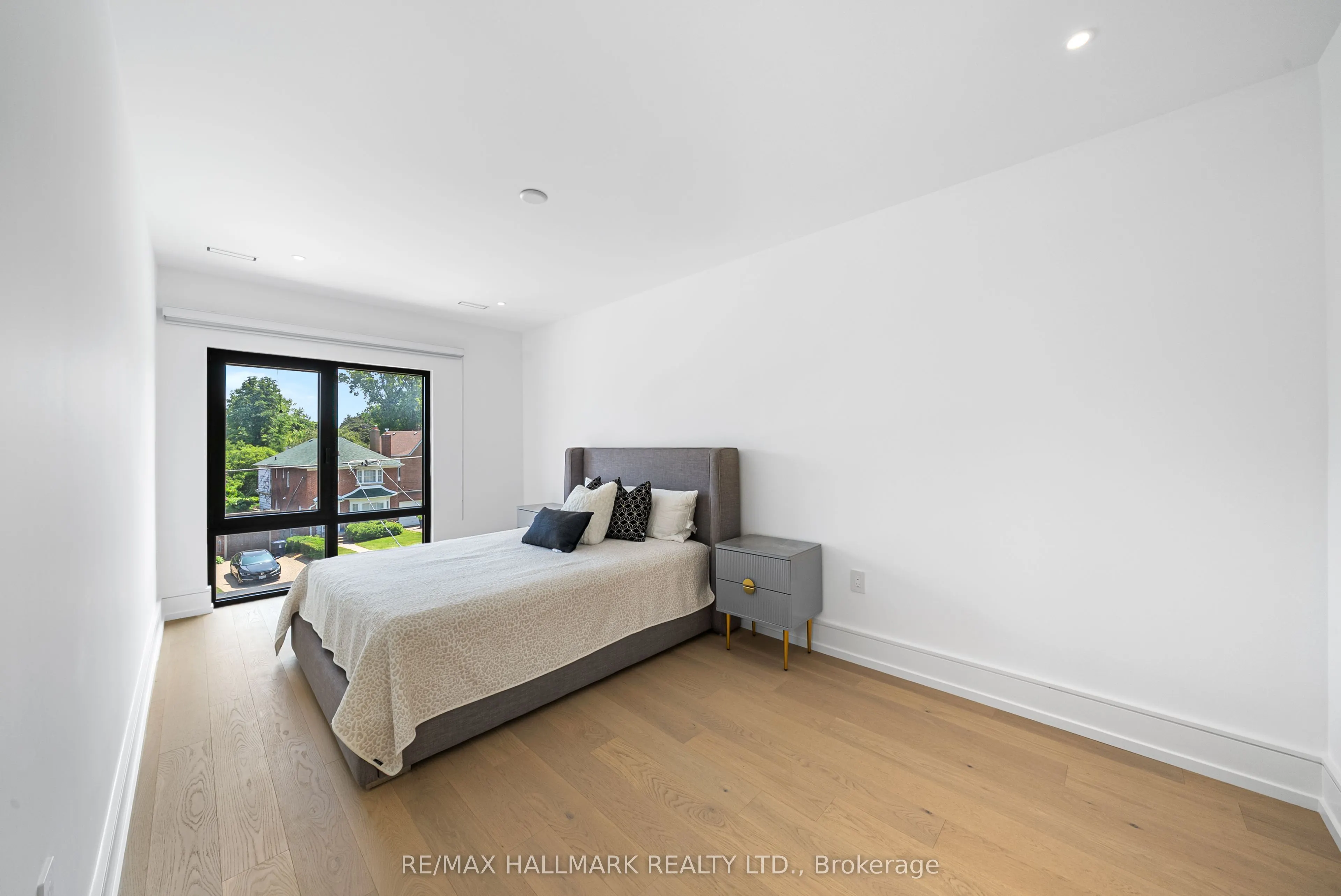 22 Divadale Drive